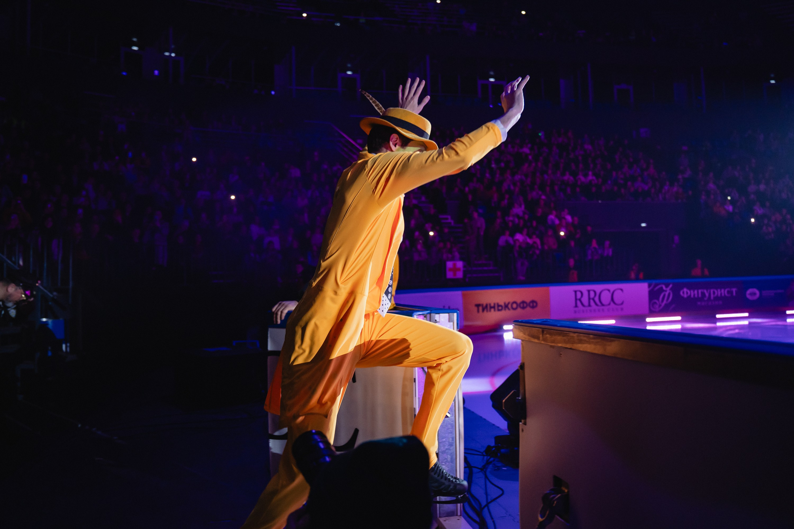 Шоу «Чемпионы на льду» в Новосибирске. Воробьева Ксения — Спортивный и танцевальный фотограф Новосибирск