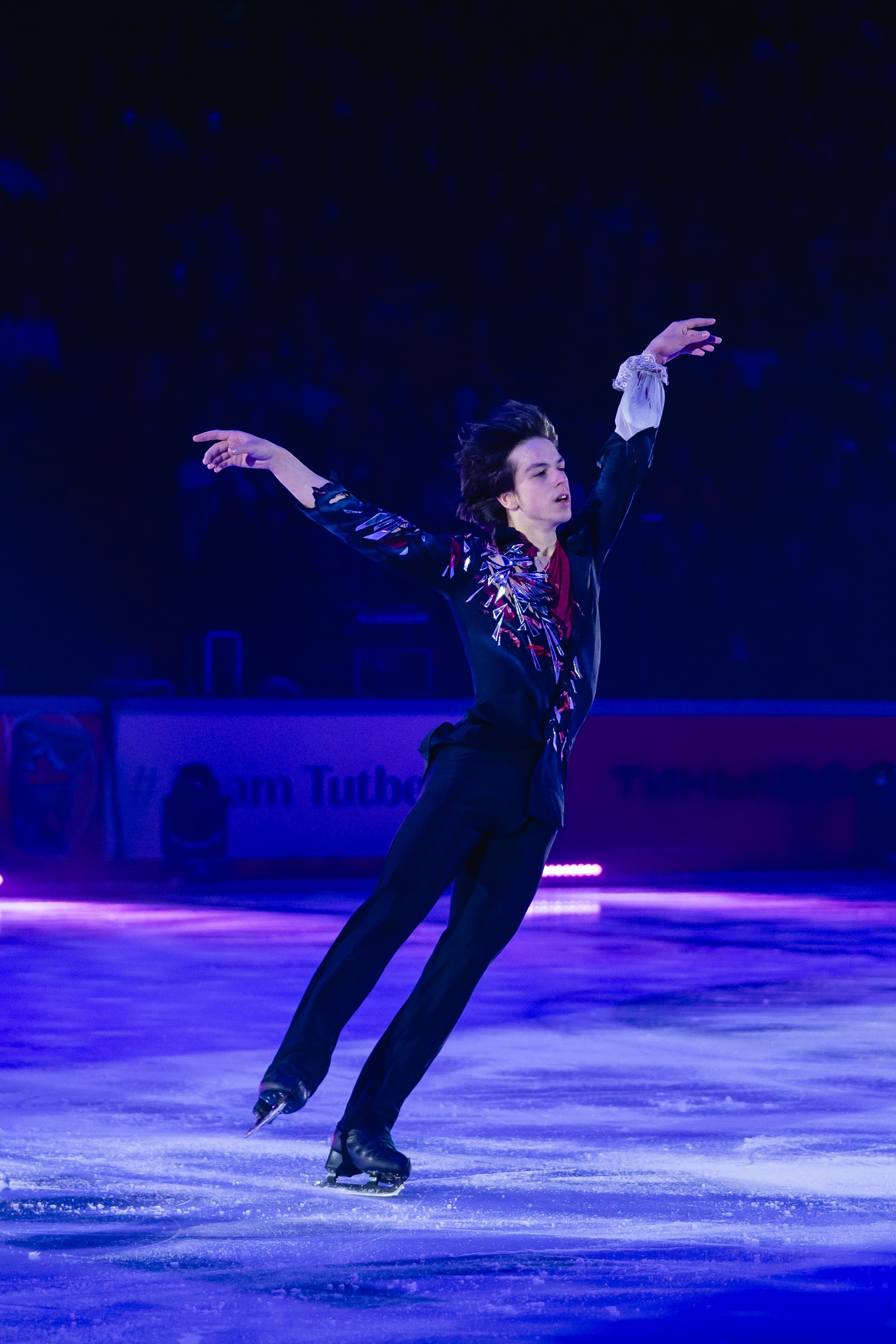Шоу «Чемпионы на льду» в Новосибирске. Воробьева Ксения — Спортивный и танцевальный фотограф Новосибирск