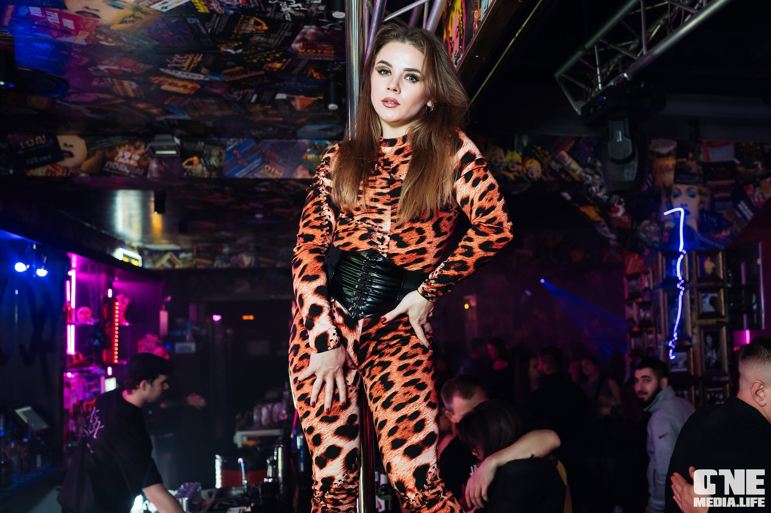 Фоторепортаж из бара XxxX. One Media Life: фоторепортажи, фотоотчеты с мероприятий и заведений