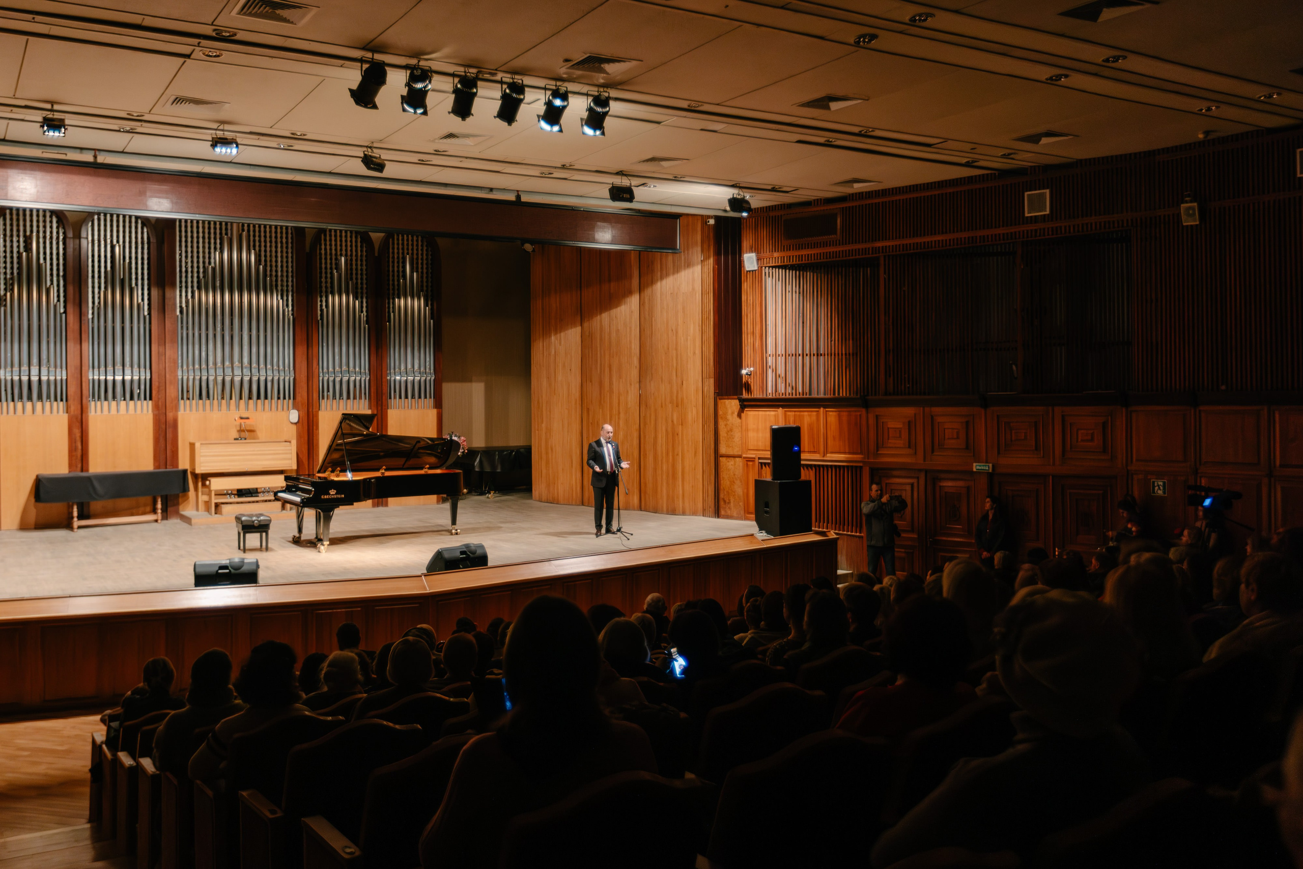 Фотоотчет с благотворительного концерта в Органном зале в Сочи. Репортажный фотограф в Москве, Сочи и Санкт-Петербурге