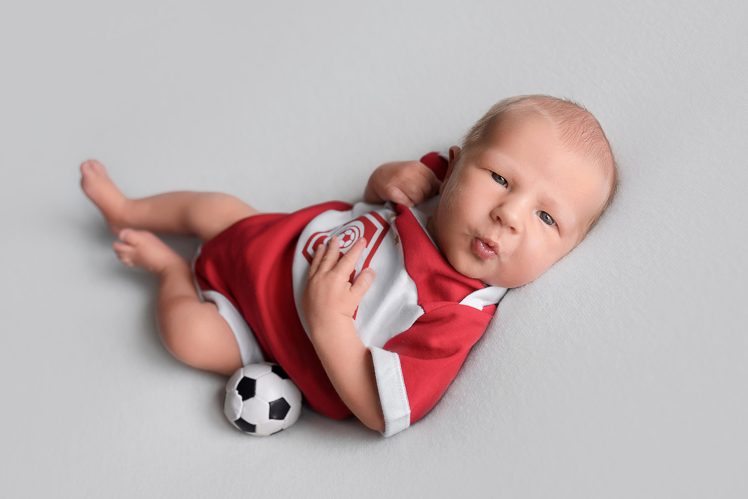 Фотограф новорожденных в Екатеринбурге Лена Ильина