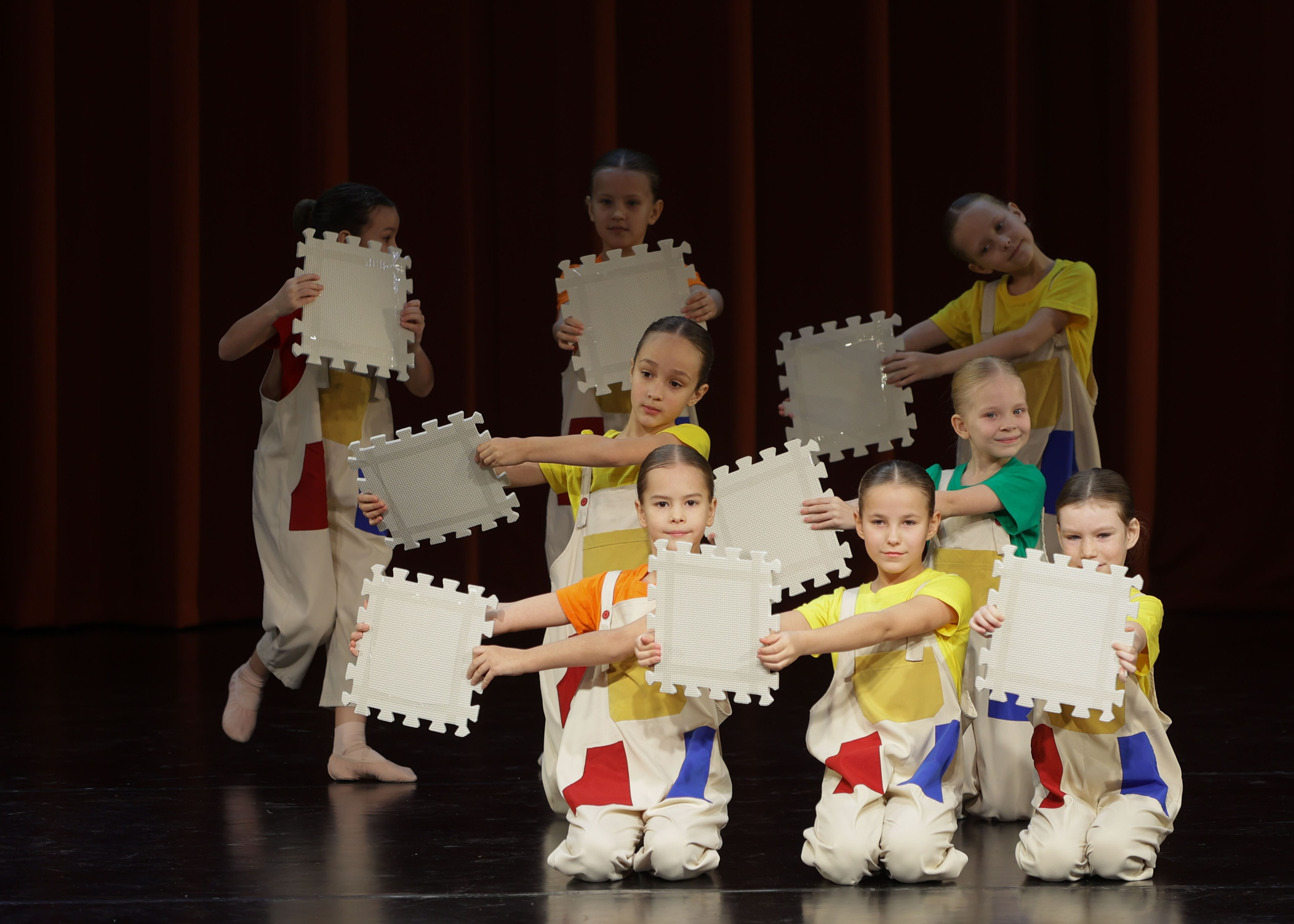 Фестиваль хореографического искусства «КУБОК ЛЕГЕНДЫ — 2025». Выпускные альбомы и школьный фотограф в Подольске, Троицке, Щербинке, Москве и Московской области