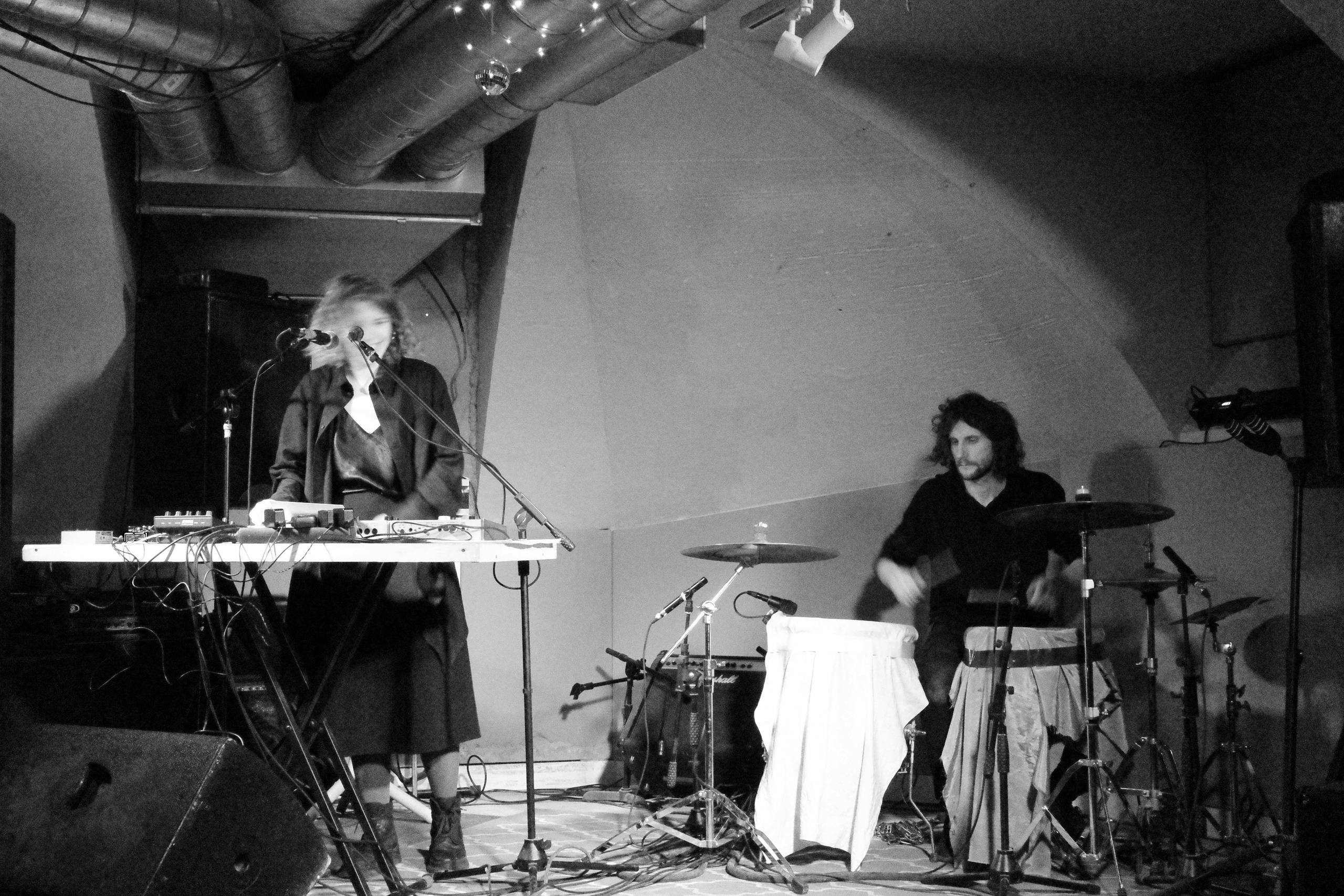 Видишь, я всё ещё здесь 🎛️. Миша Печёнкин | фотография