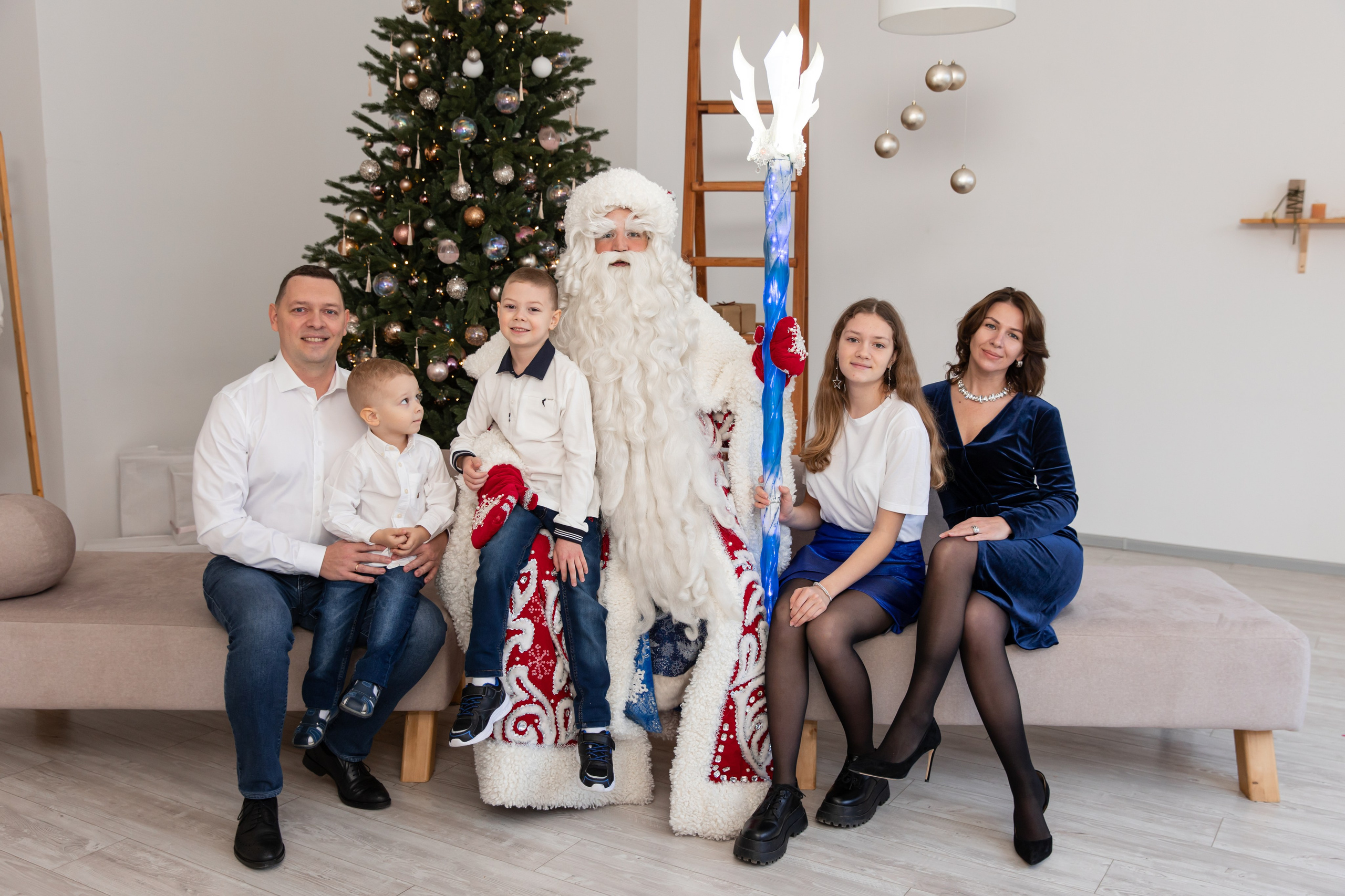 РАСПИСАНИЕ НГ ЗАЛОВ. Семейный фотограф в Санкт-Петербурге Алиса Мохова