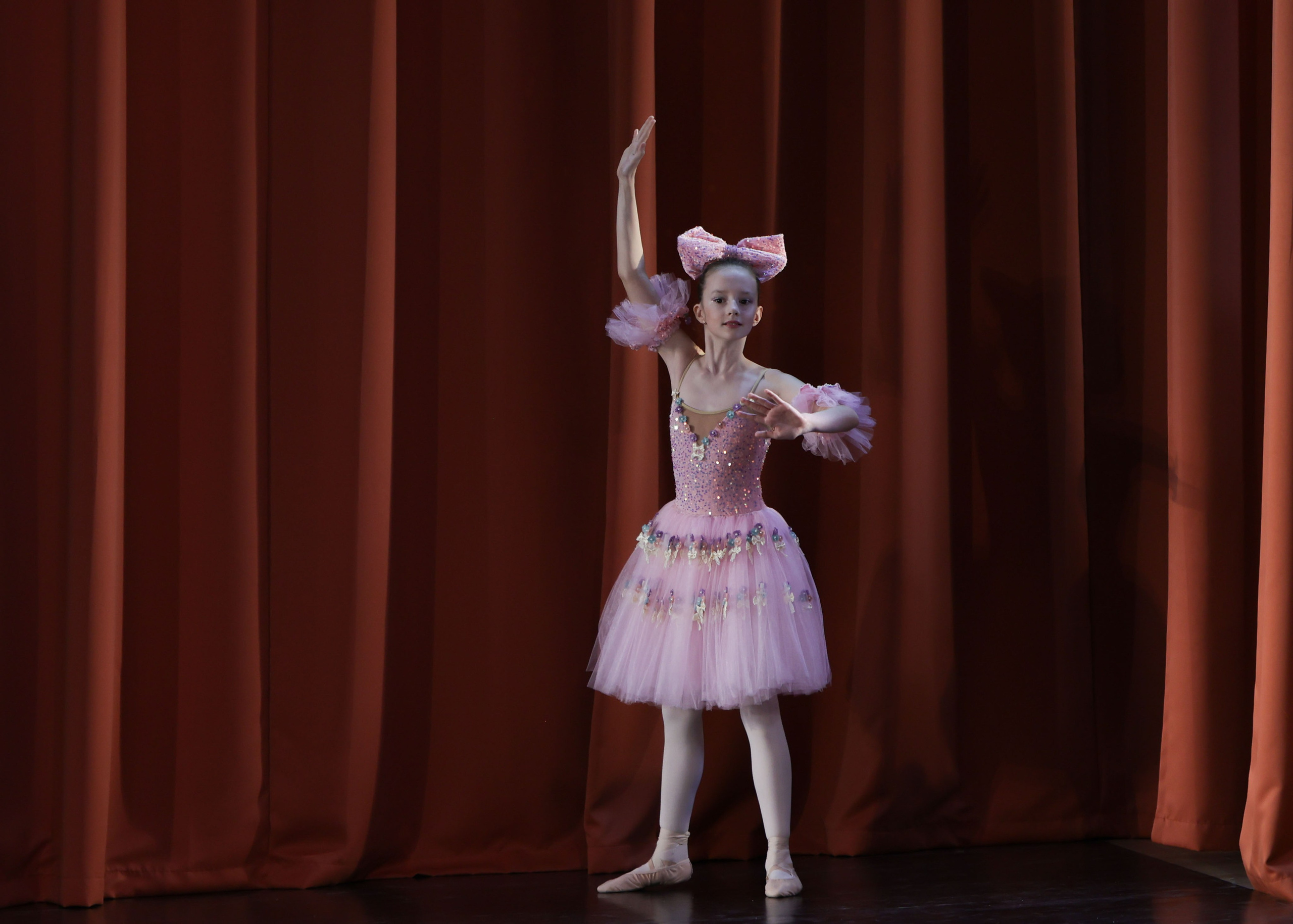 Фестиваль хореографического искусства «КУБОК ЛЕГЕНДЫ — 2025». Выпускные альбомы и школьный фотограф в Подольске, Троицке, Щербинке, Москве и Московской области