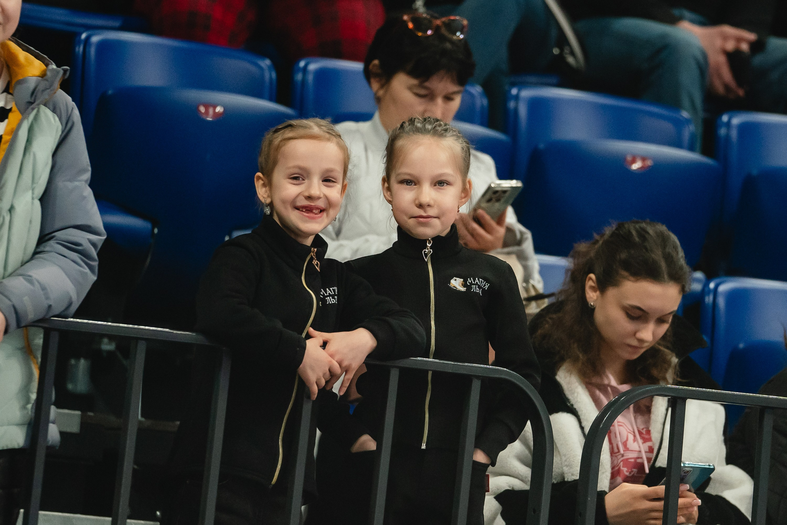 Шоу «Чемпионы на льду» в Новосибирске. Воробьева Ксения — Спортивный и танцевальный фотограф Новосибирск