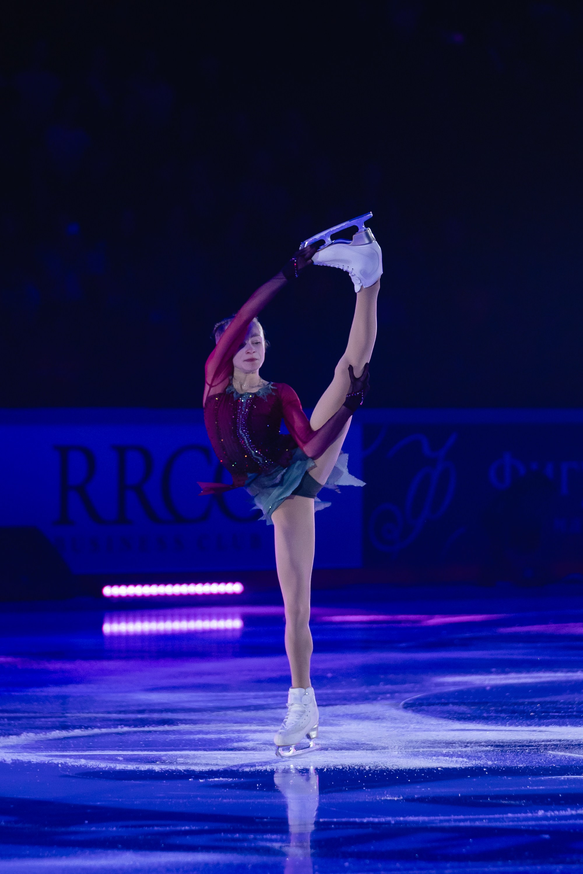 Шоу «Чемпионы на льду» в Новосибирске. Воробьева Ксения — Спортивный и танцевальный фотограф Новосибирск
