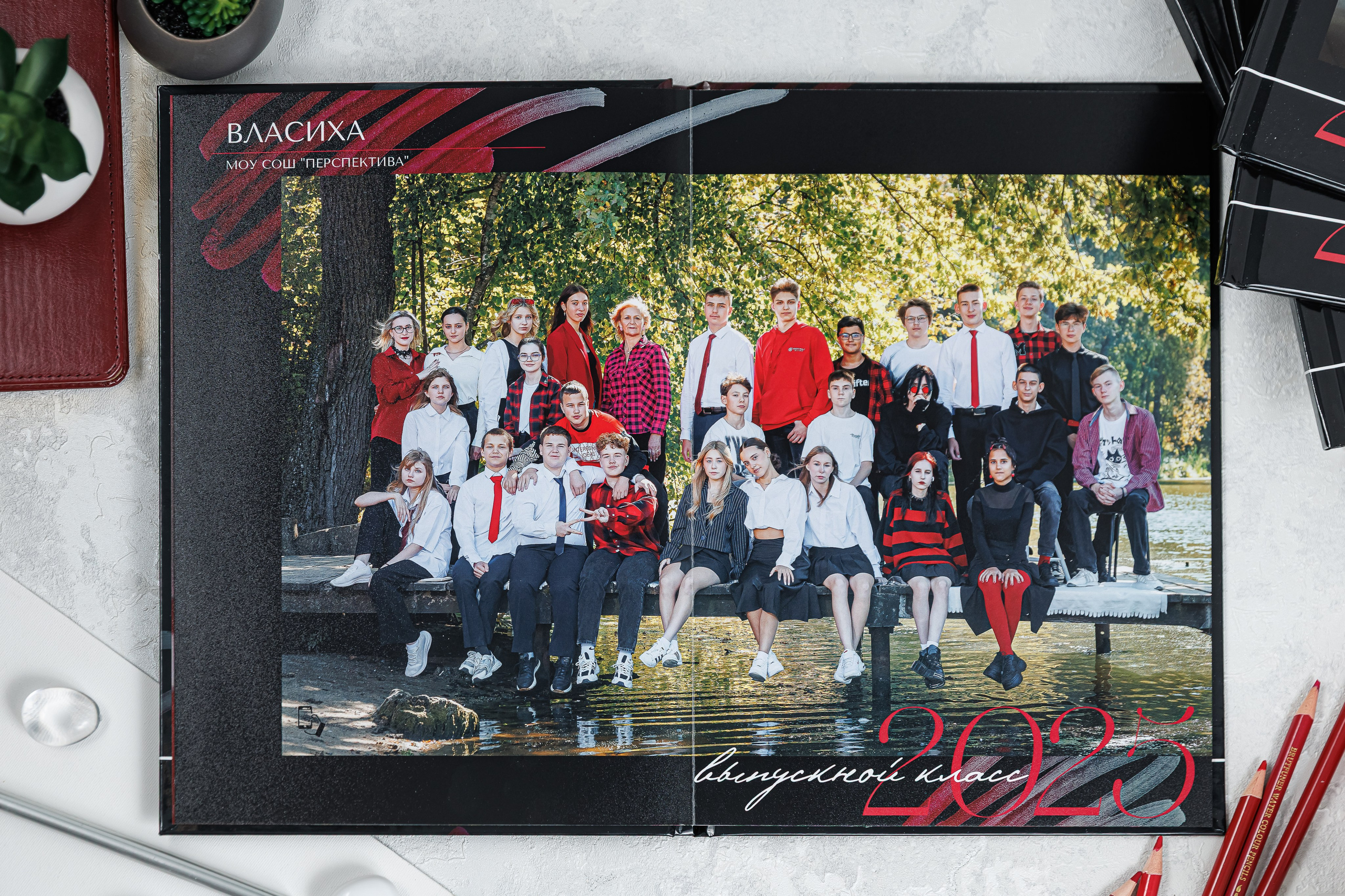 Выпускные альбомы общая информация. Семейный и детский фотограф Комина Елена, Власиха, Одинцово