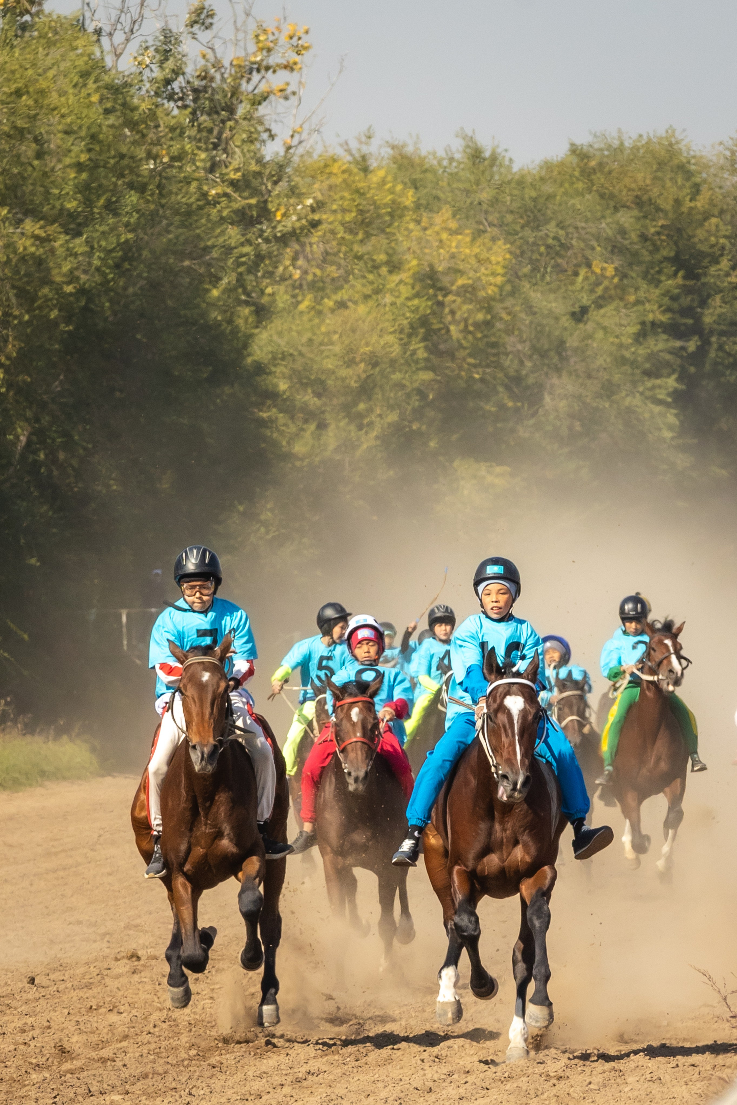 Фоторепортаж Финал Казахстана по байге в Алматы — скорость, пыль и полный драйв. Коммерческий и репортажный фотограф в Алматы — Jora Abramov