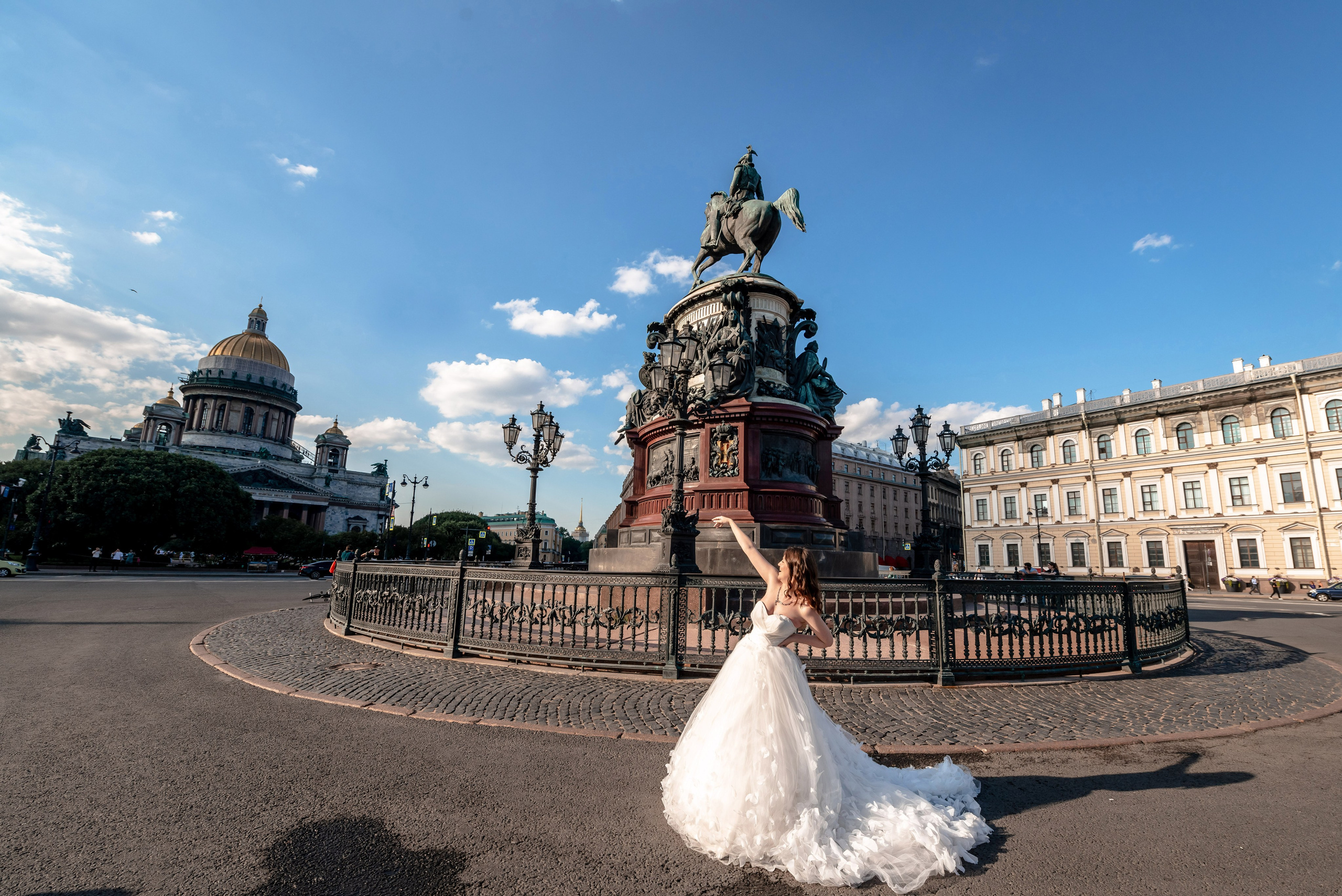 Зажигательная и динамичная свадебная фотосессия Анастасии и Максима. Портретный, семейный и свадебный фотограф в Санкт-Петербурге и в Пушкине Ширяев Денис