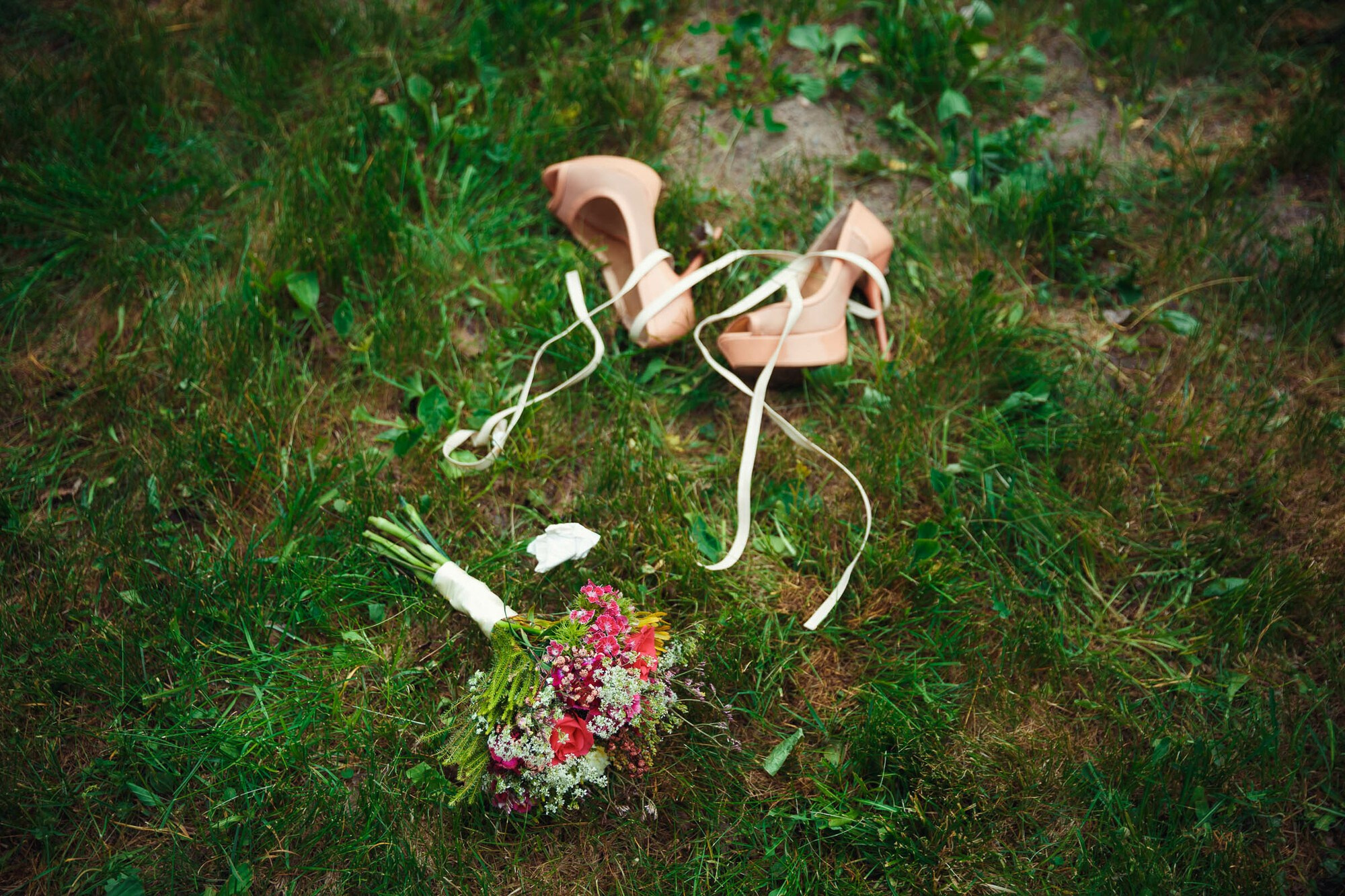 Свадьба с выездной регистрацией в лесу за городом. Свадебный фотограф в Санкт-Петербурге и Москве Андрей Нестеров