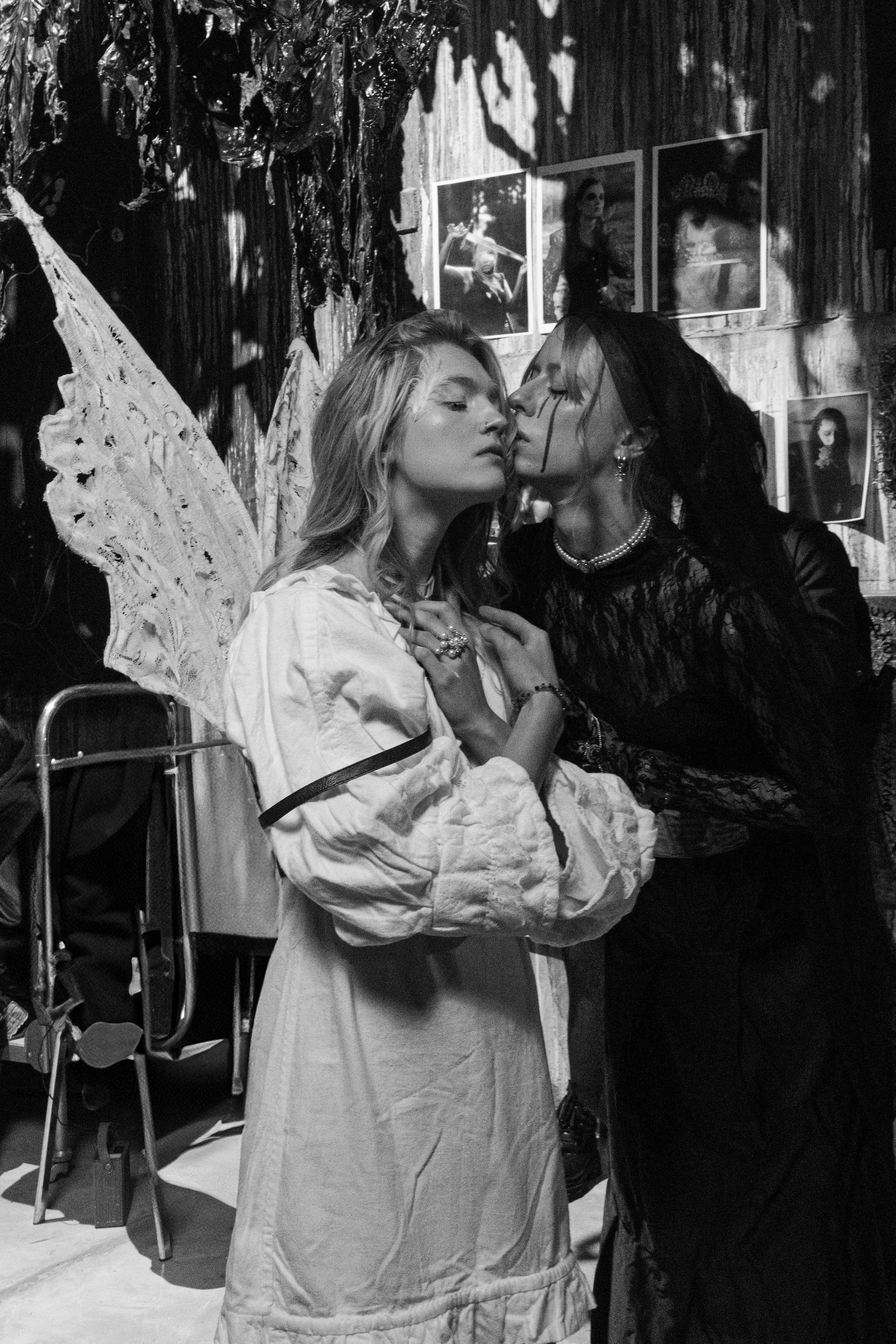 THE LAST UPPER. Rosebud. core production