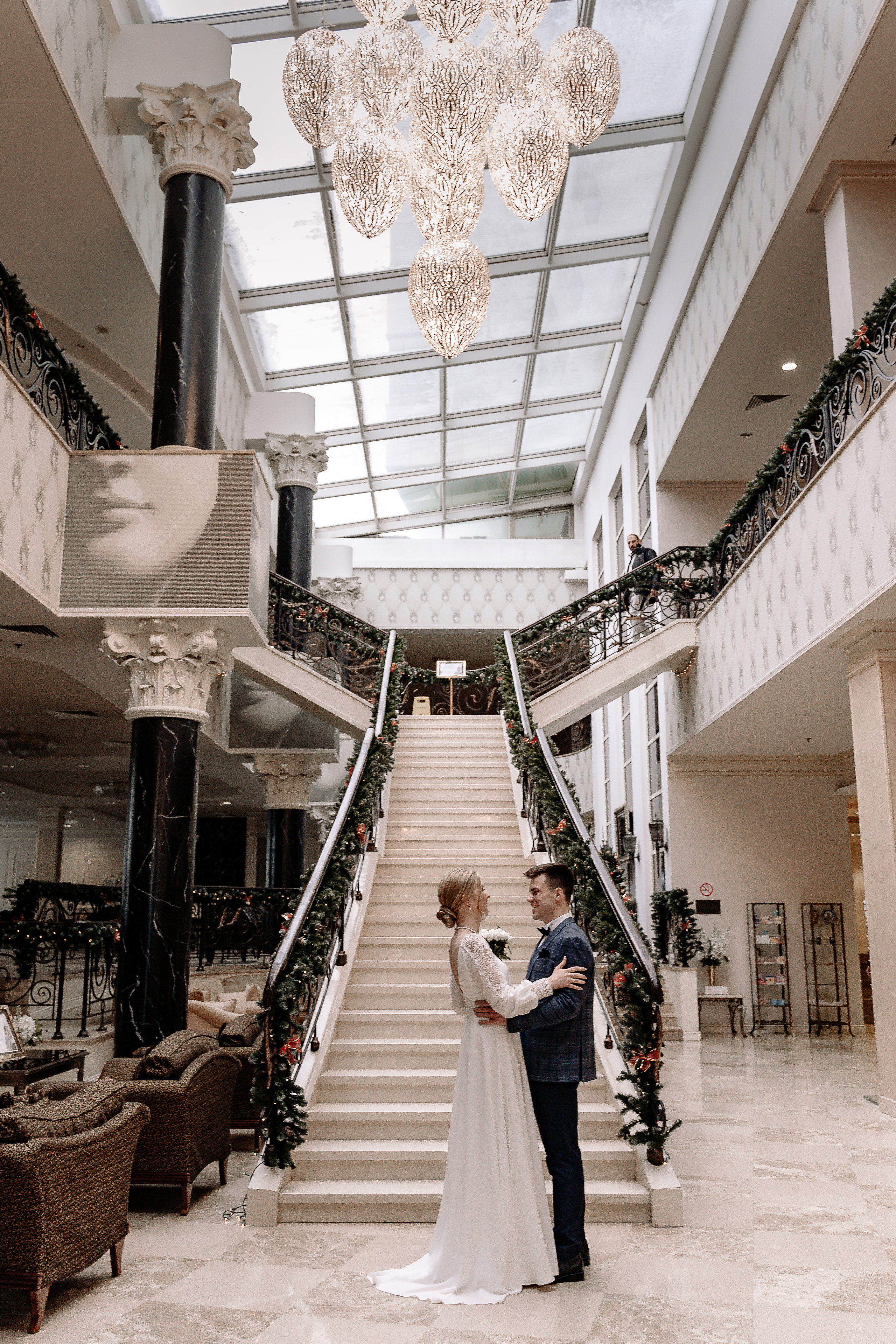 Свадебная фотосессияв отеле Милан (Домодедовская) — утро невесты и прогулка