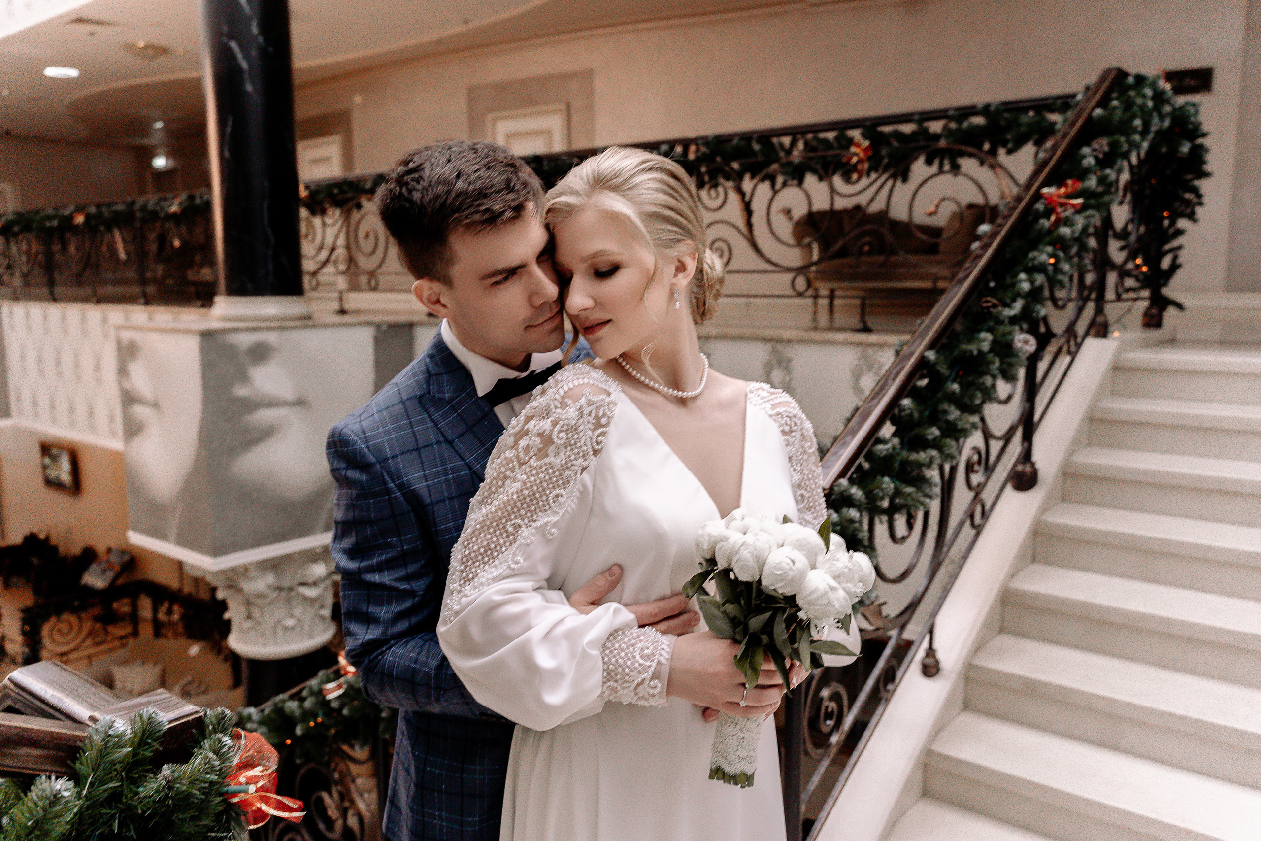 Свадебная фотосессияв отеле Милан (Домодедовская) — утро невесты и прогулка