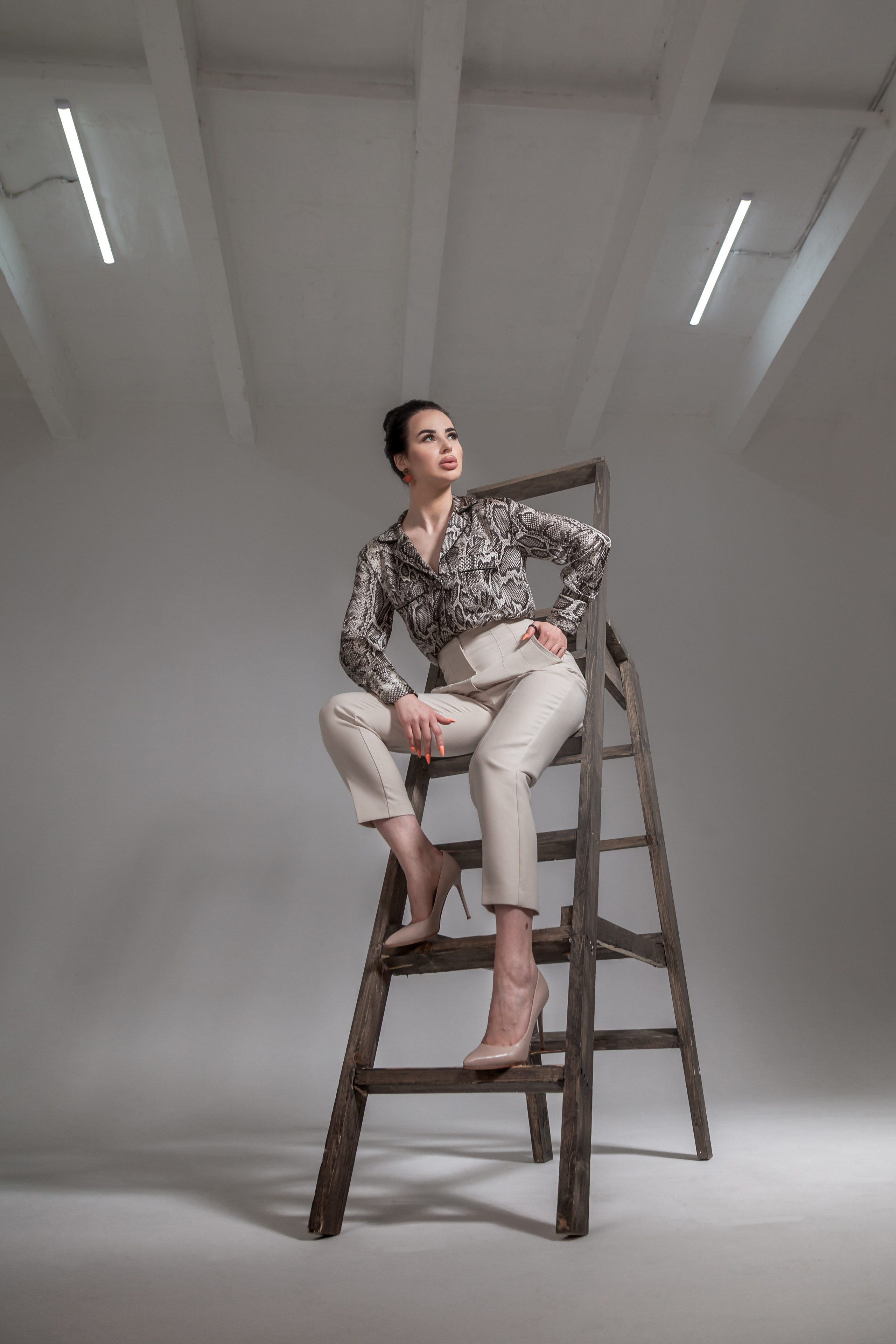 Фотосессия в белой студии. Фотограф в Москве.