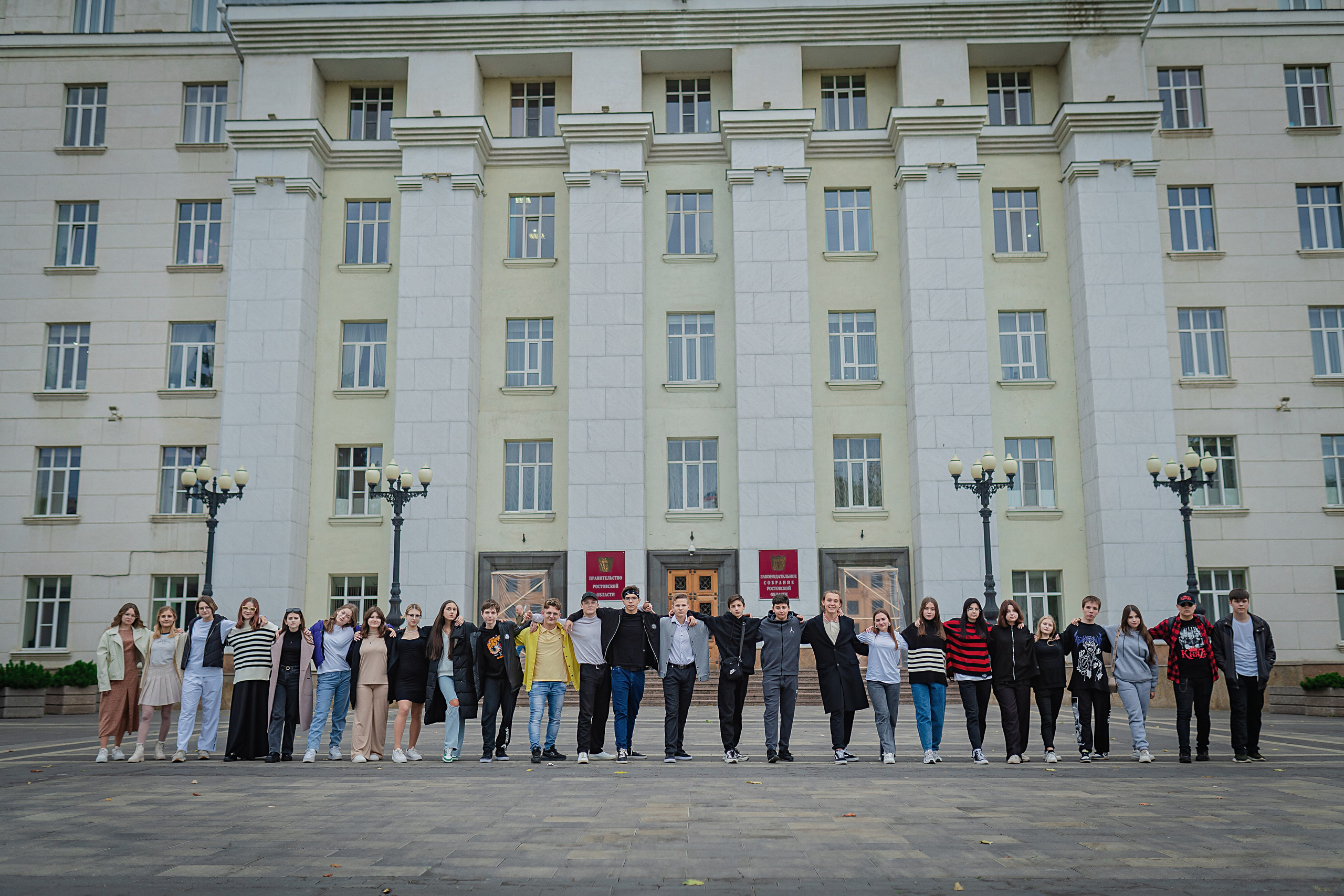 Фотосессия Школа 4 Класс 9А. Современные Выпускные Альбомы в Ростове-на-Дону