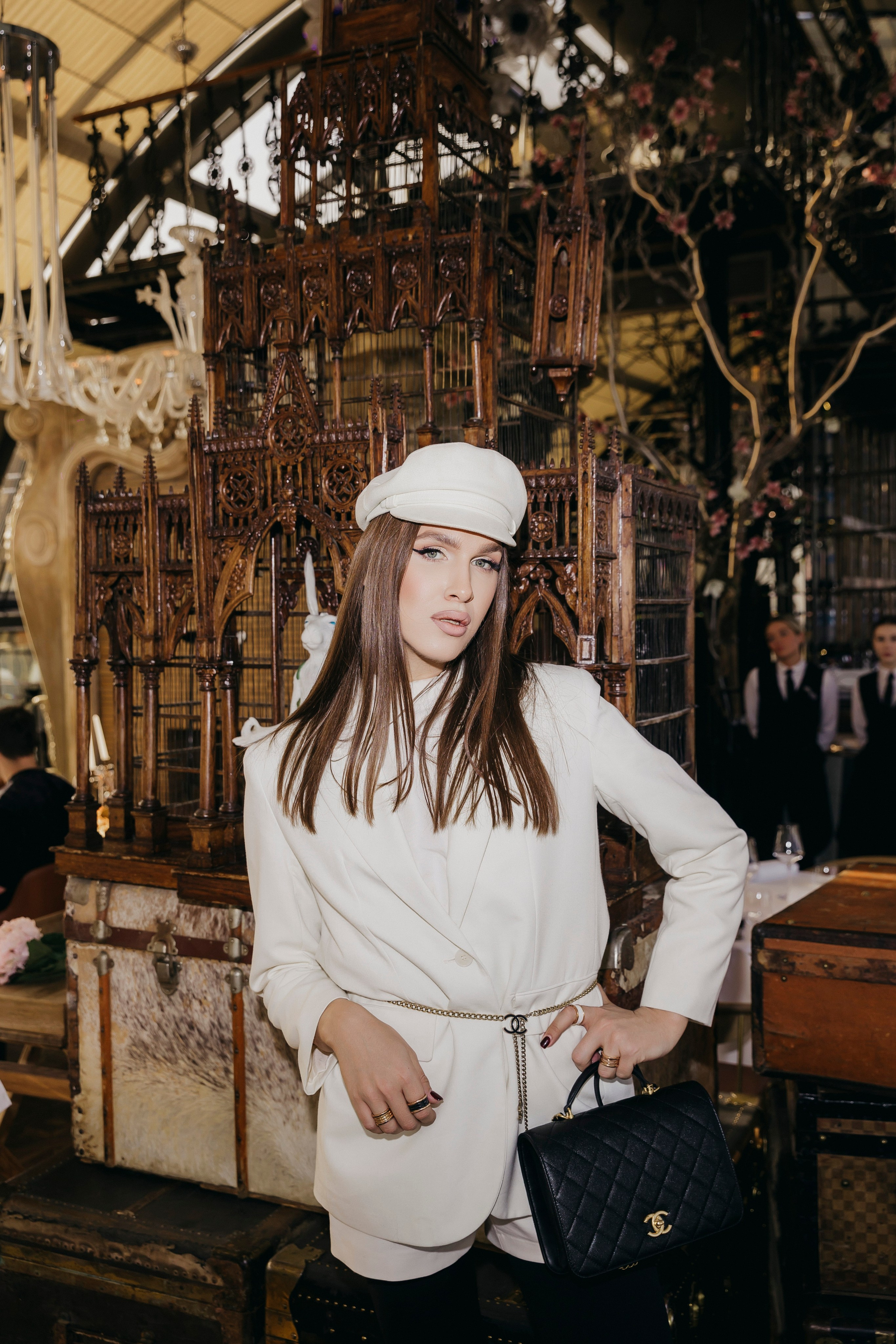 Алексей Жидковский на весеннем бранче в ресторане Белый Кролик