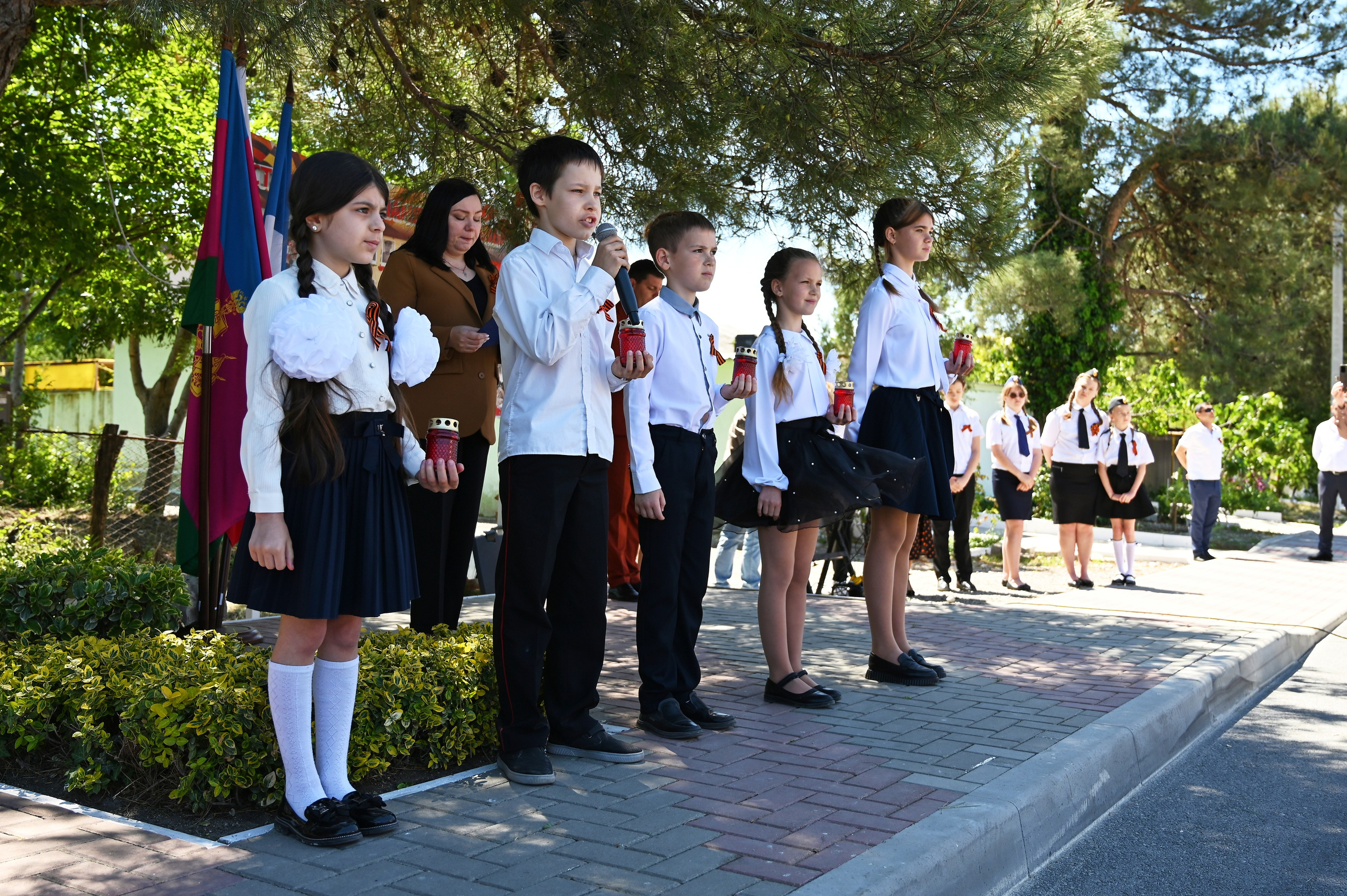 Митинг в с. Виноградное. Жизнь курорта Кабардинка в фотографиях