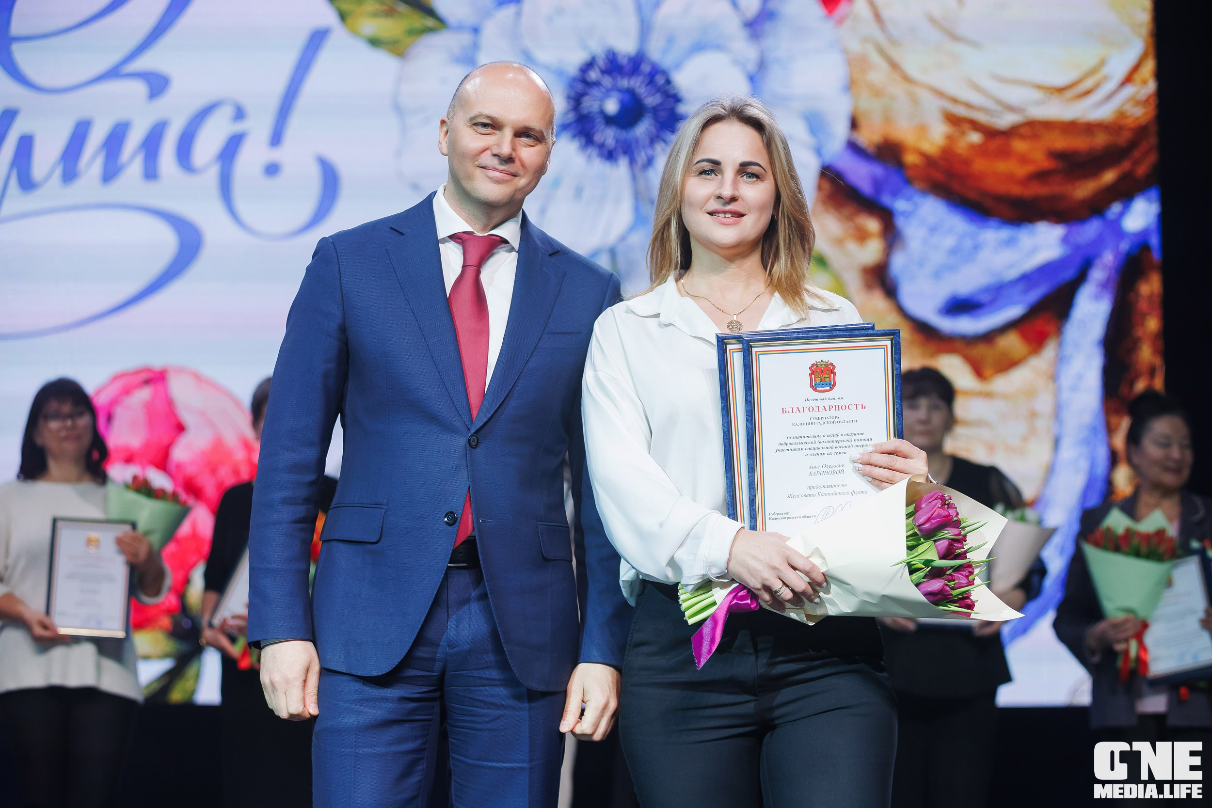 Фоторепортаж из Янтарь Холла. One Media Life: фоторепортажи, фотоотчеты с мероприятий и заведений