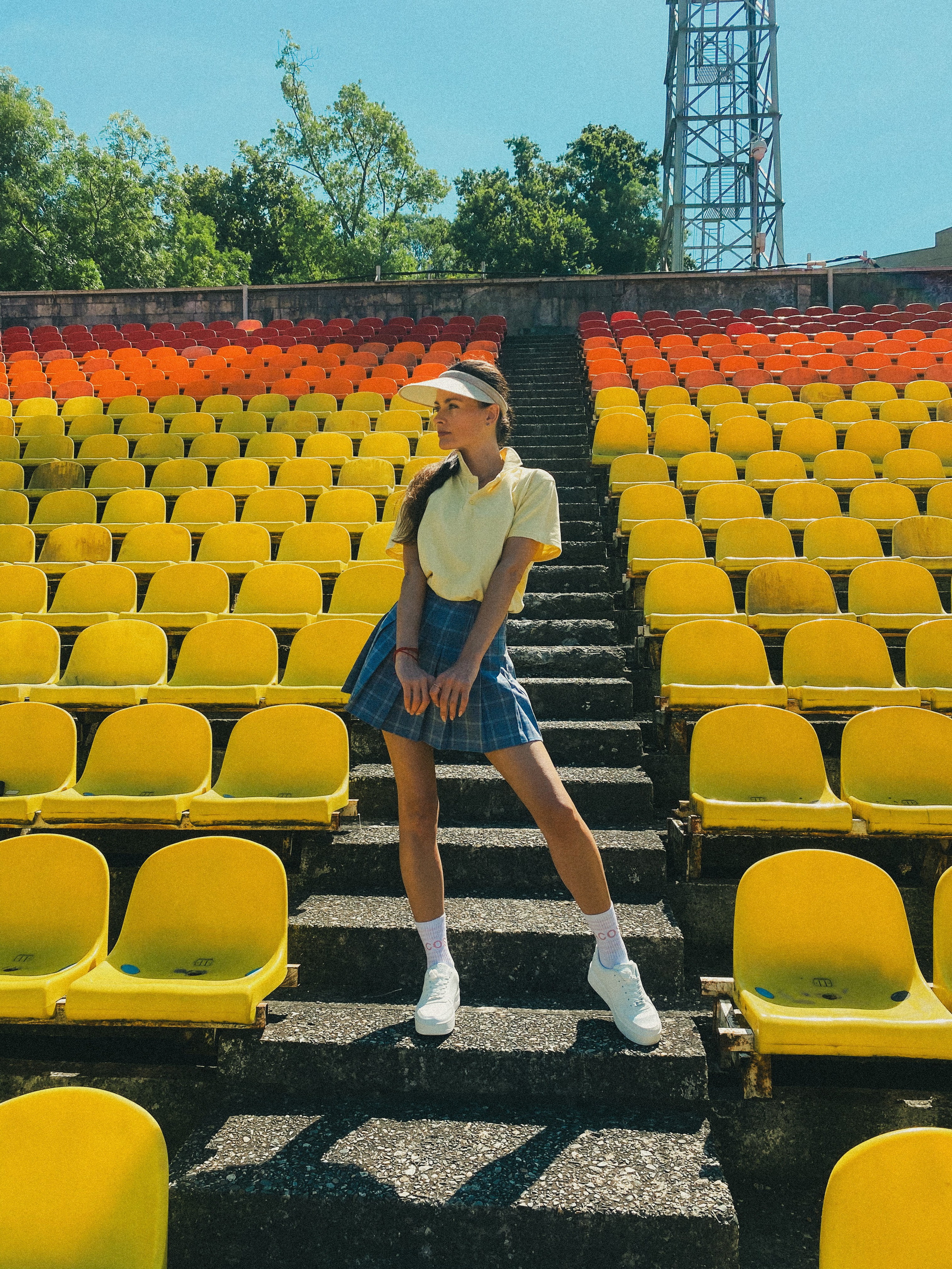 Ретро на сочинском стадионе. Чувственный мобильный фотограф в Казани и Сочи Дьяченко Дарья