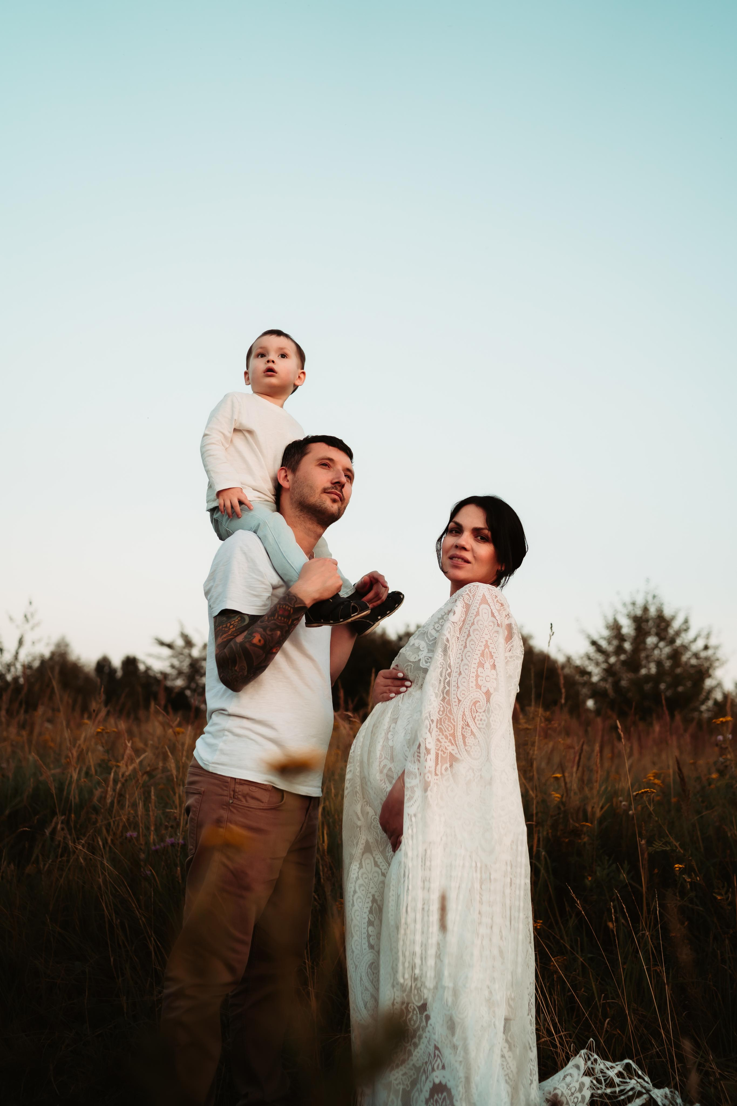 Алена и ее семья в ожидании второго малыша). Фотосессия новорожденных в Москве — newborn фотограф Елена Виниченко