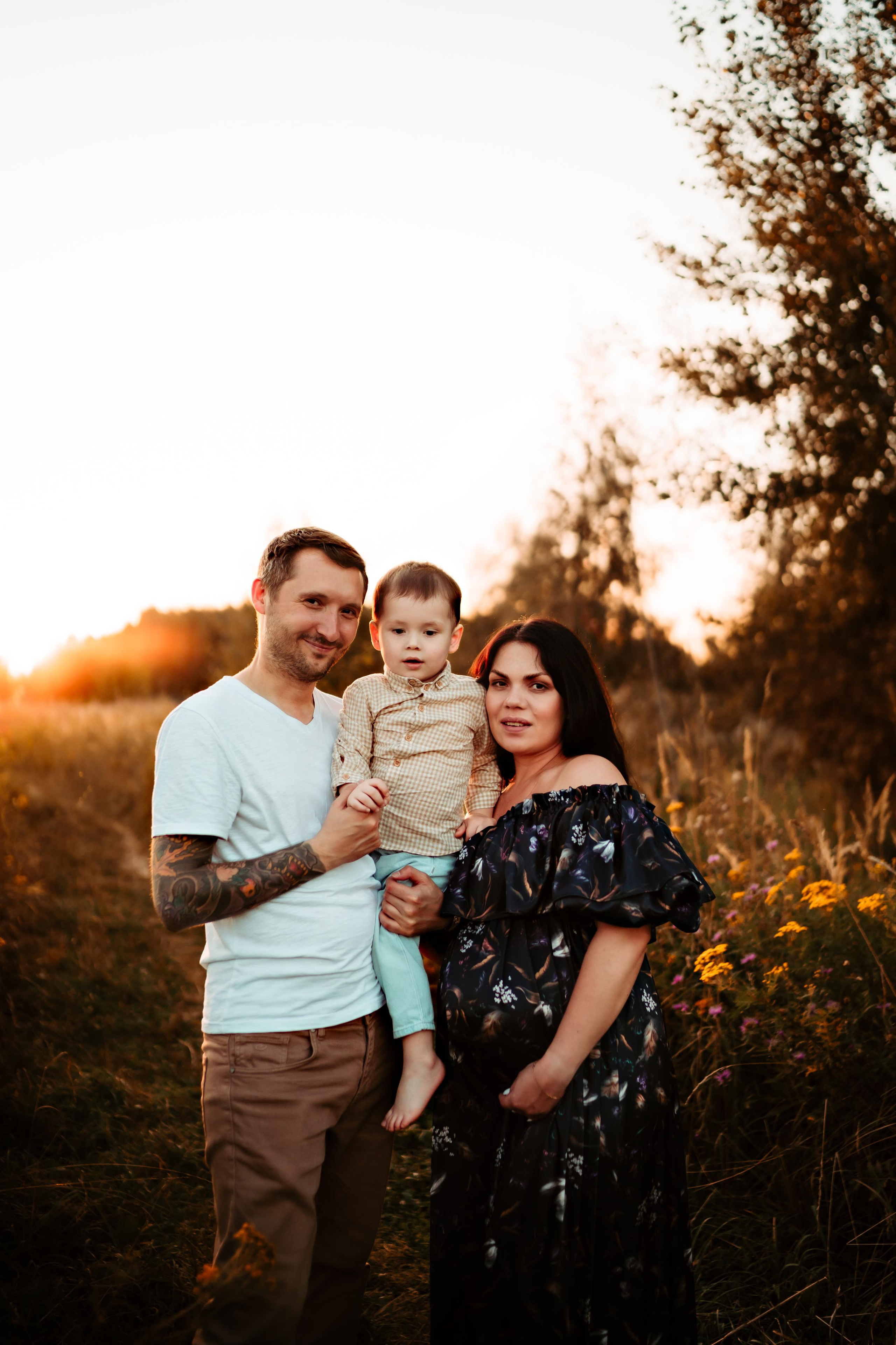 Алена и ее семья в ожидании второго малыша). Фотосессия новорожденных в Москве — newborn фотограф Елена Виниченко