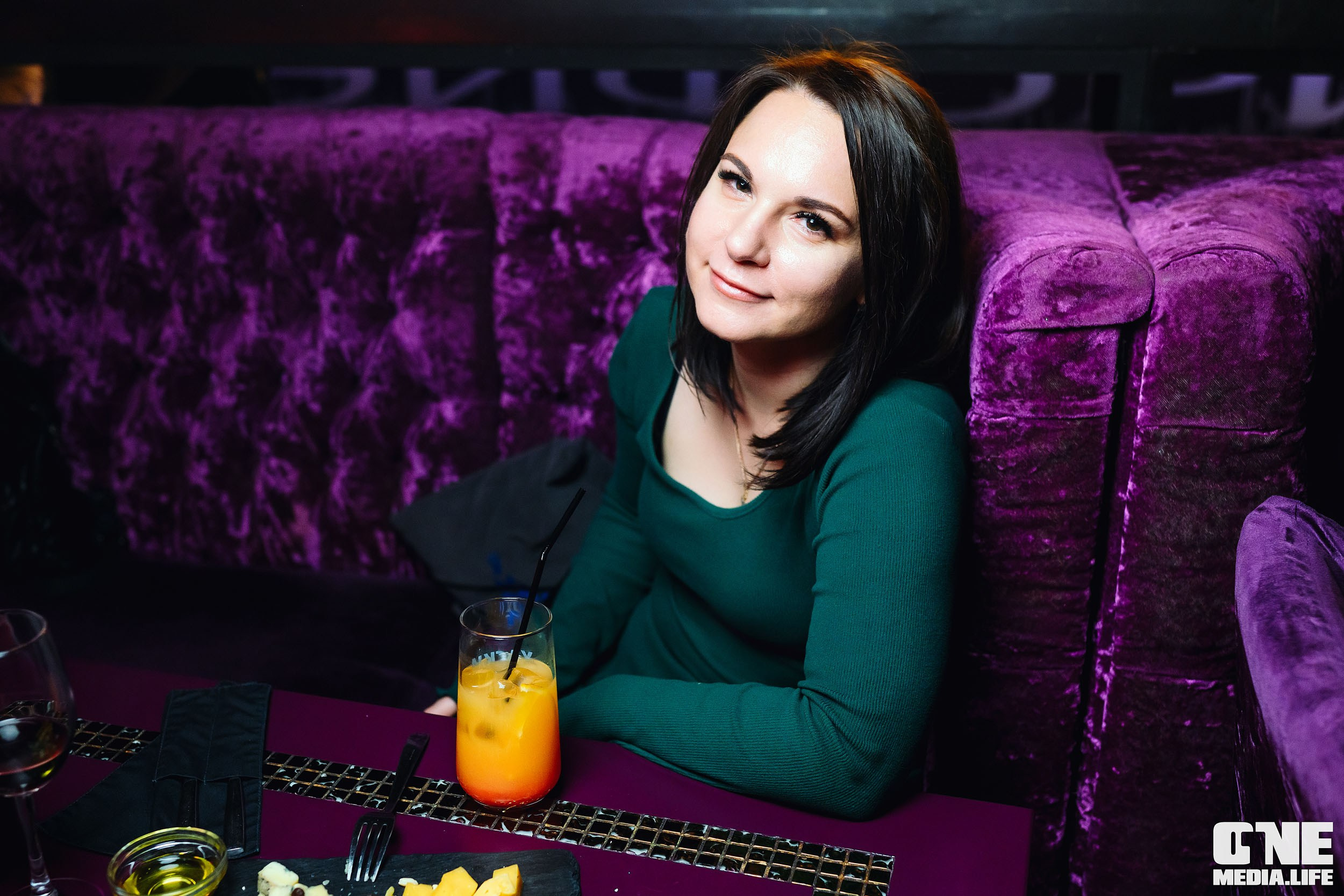 Фотоотчет с вечеринки в караоке-клубе Эйфория. One Media Life: фоторепортажи, фотоотчеты с мероприятий и заведений