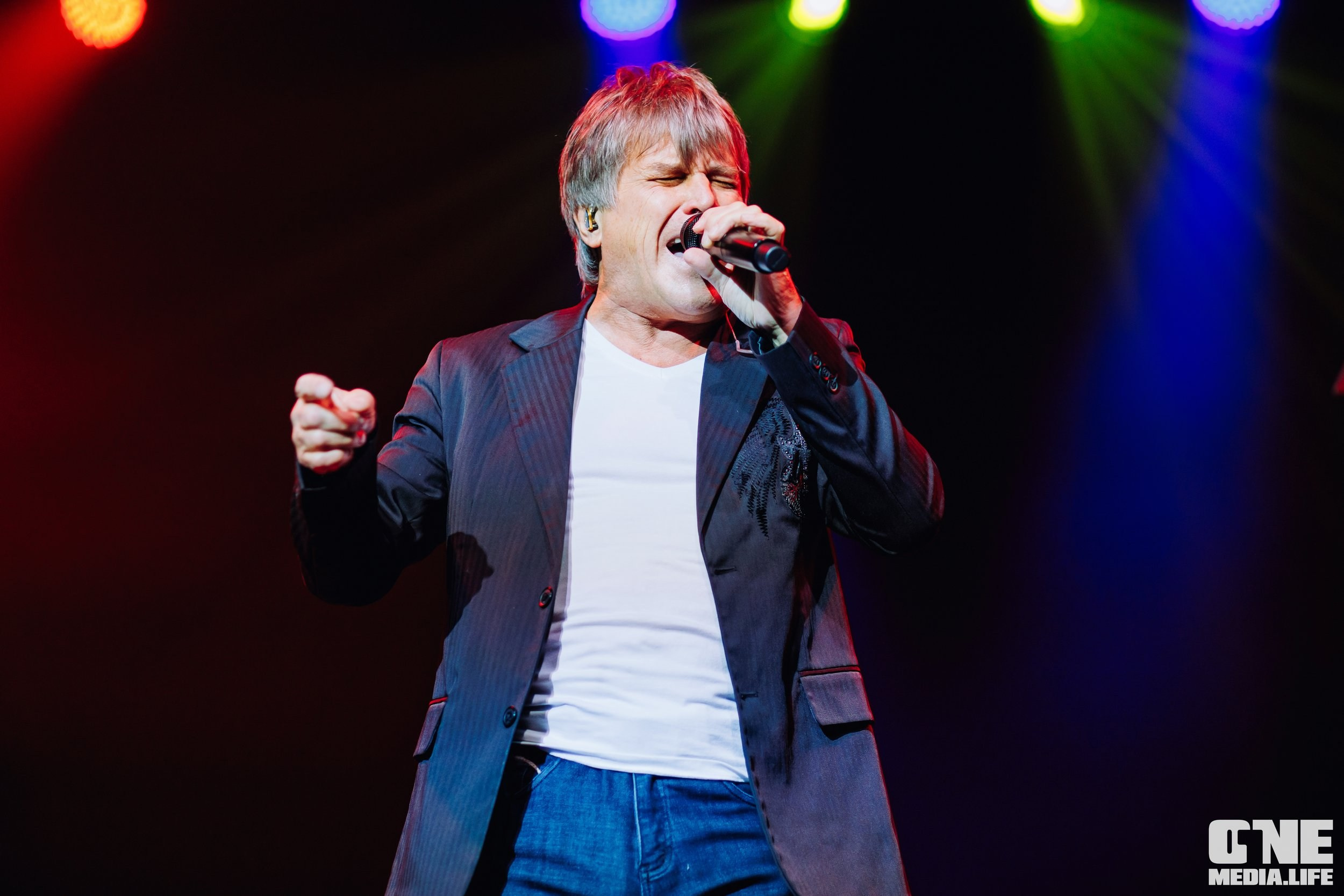 Фоторепортаж из театра эстрады Янтарь-холл. One Media Life: фоторепортажи, фотоотчеты с мероприятий и заведений