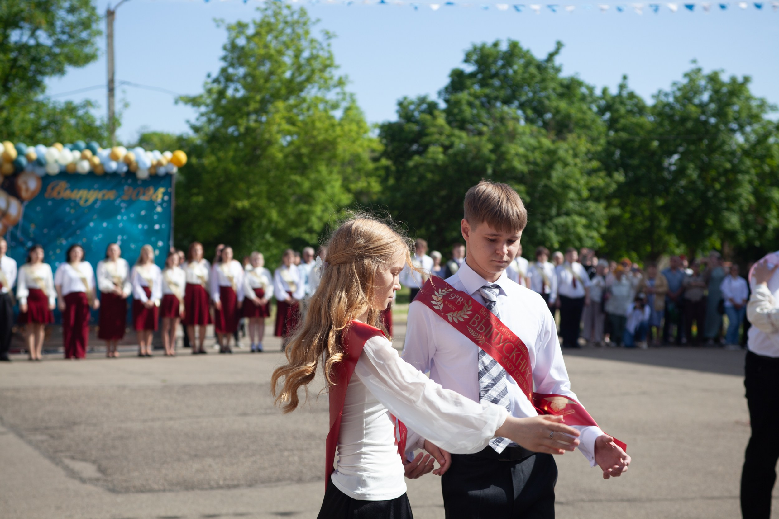 Последний звонок в Десяточке