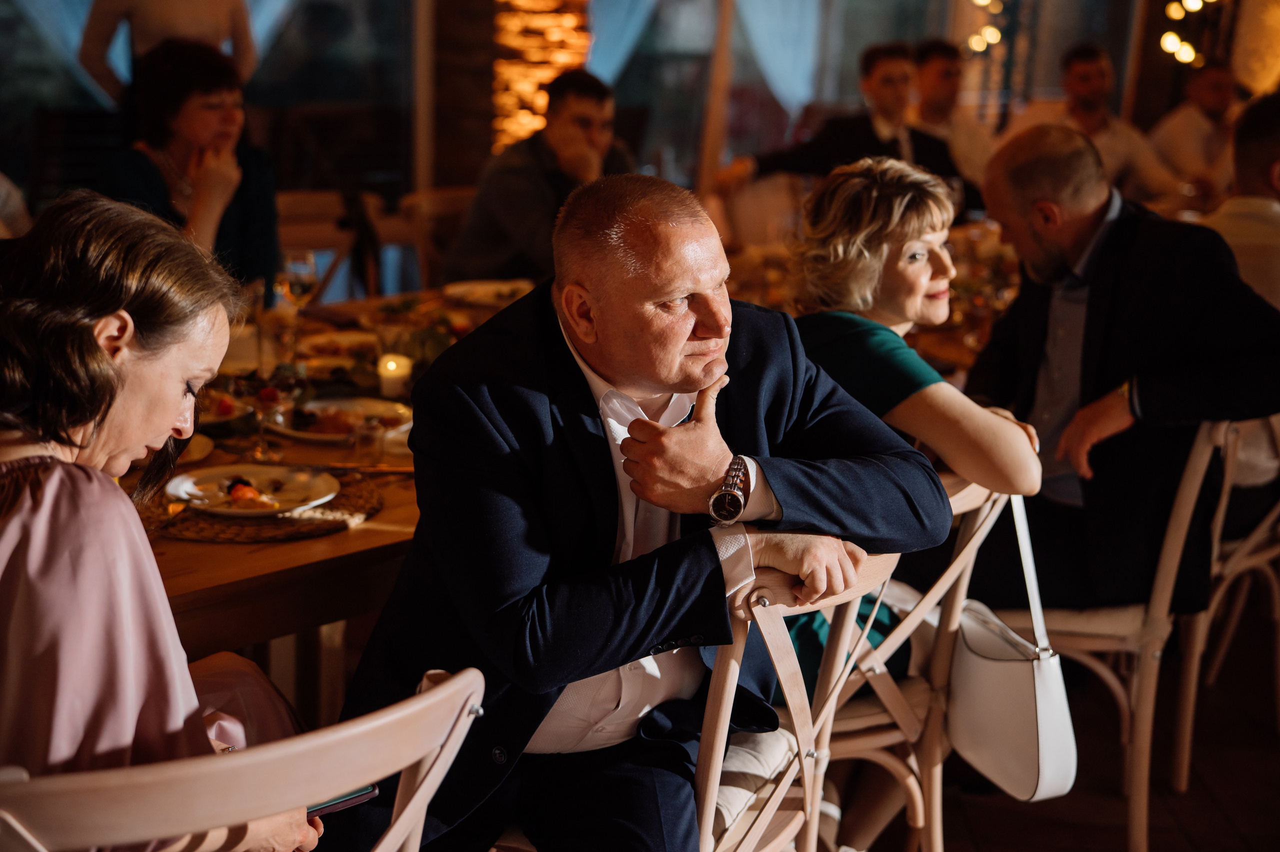 Свадебная фотосессия пары в Агроусадьбе Дачка бай