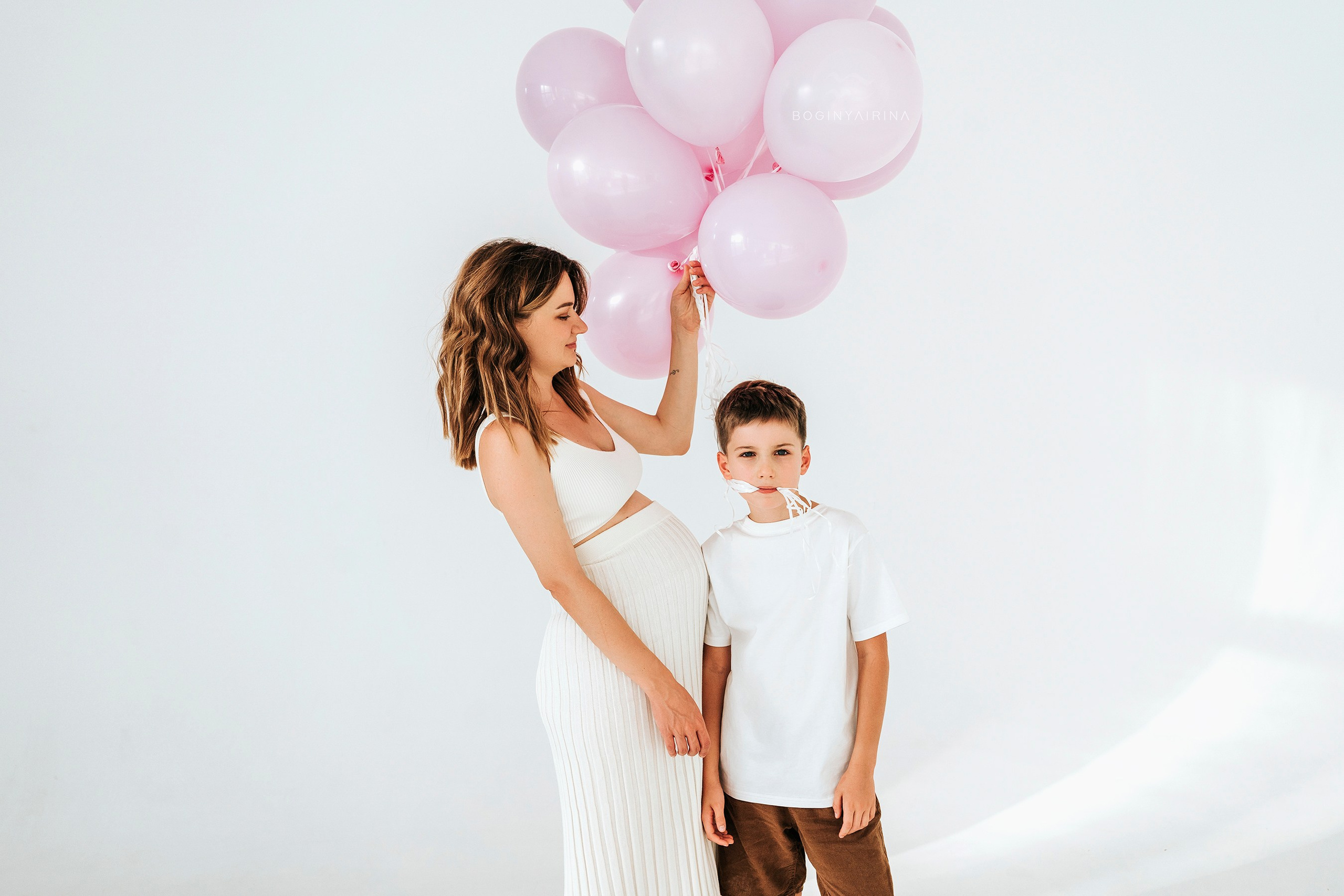 семейная фотосессия беременности с ребенком