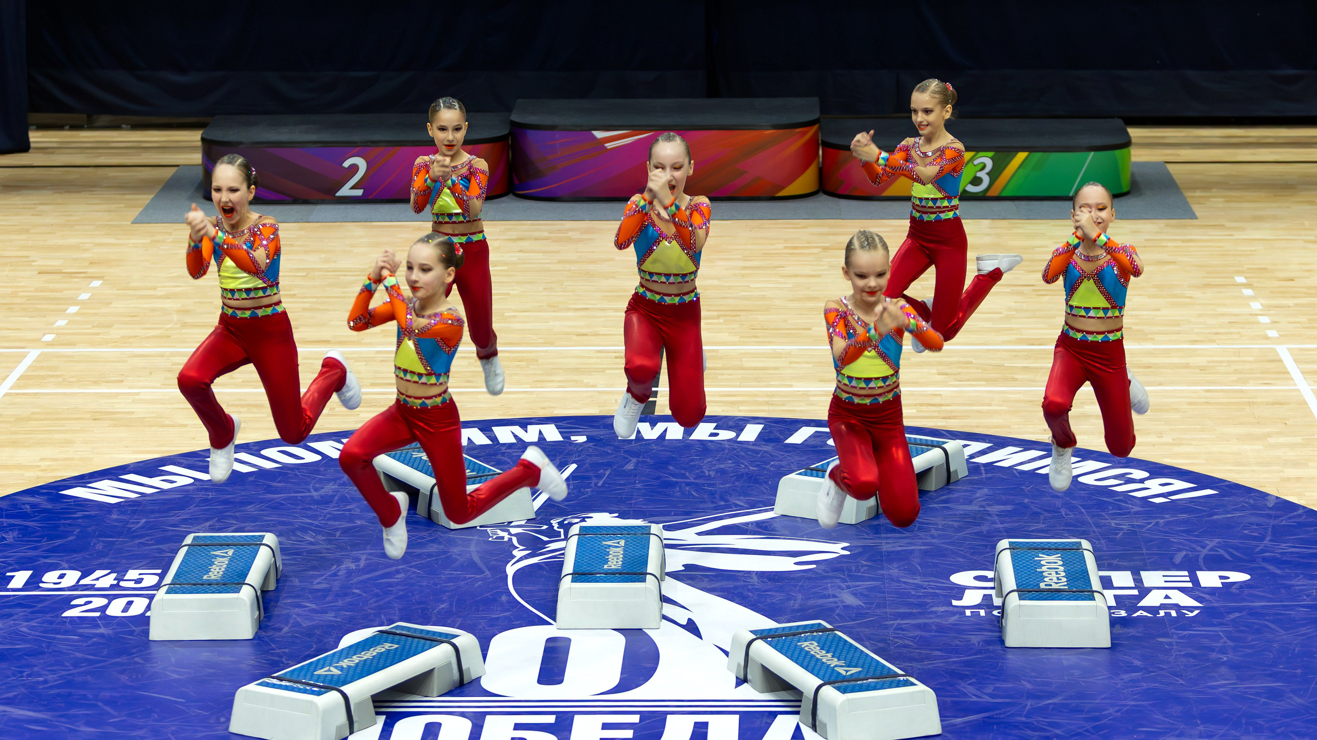 Фестиваль по фитнес-аэробике «Облачко» дисциплина «Степ-аэробика». Выпускные альбомы и школьный фотограф в Подольске, Троицке, Щербинке, Москве и Московской области