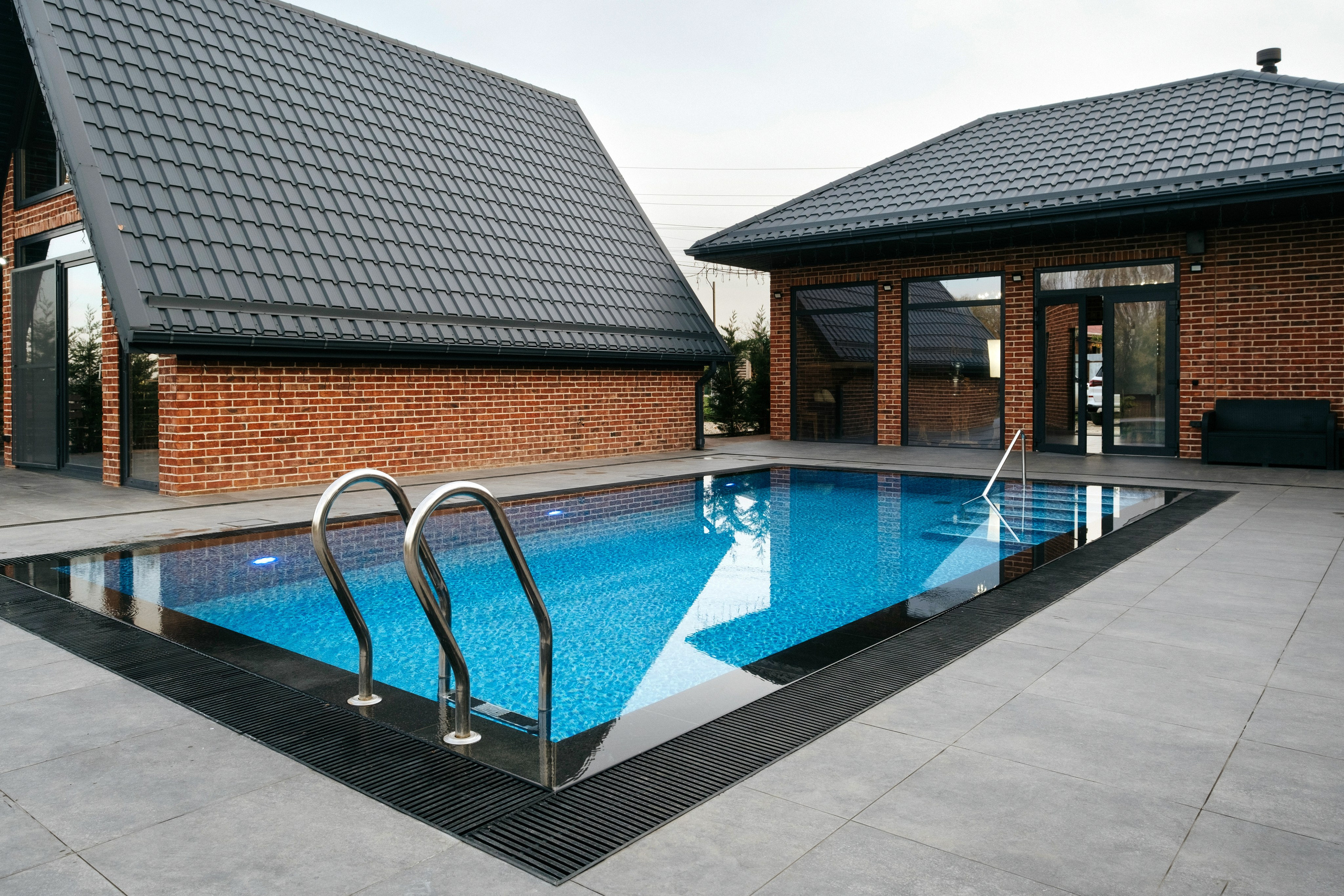 Интерьерная съемка. Свадебный фотограф Денис Ожигин в Краснодаре и крае. Эмоциональная и стильная съемка вашего дня