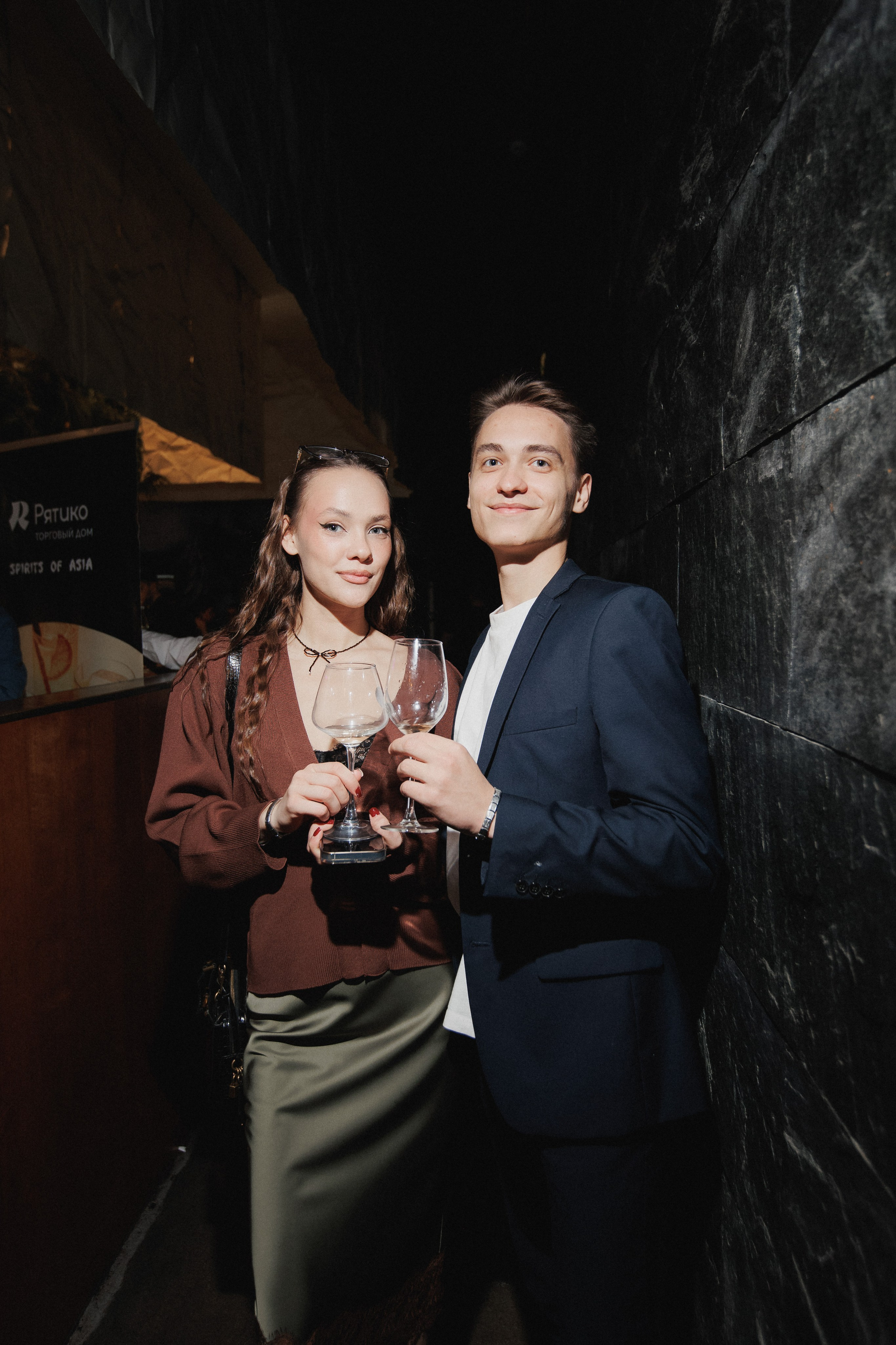 ВИННЫЙ ФЕСТИВАЛЬ. СВОИ. ФОТООТЧЕТЫ-СОБЫТИЯ-МЕСТА