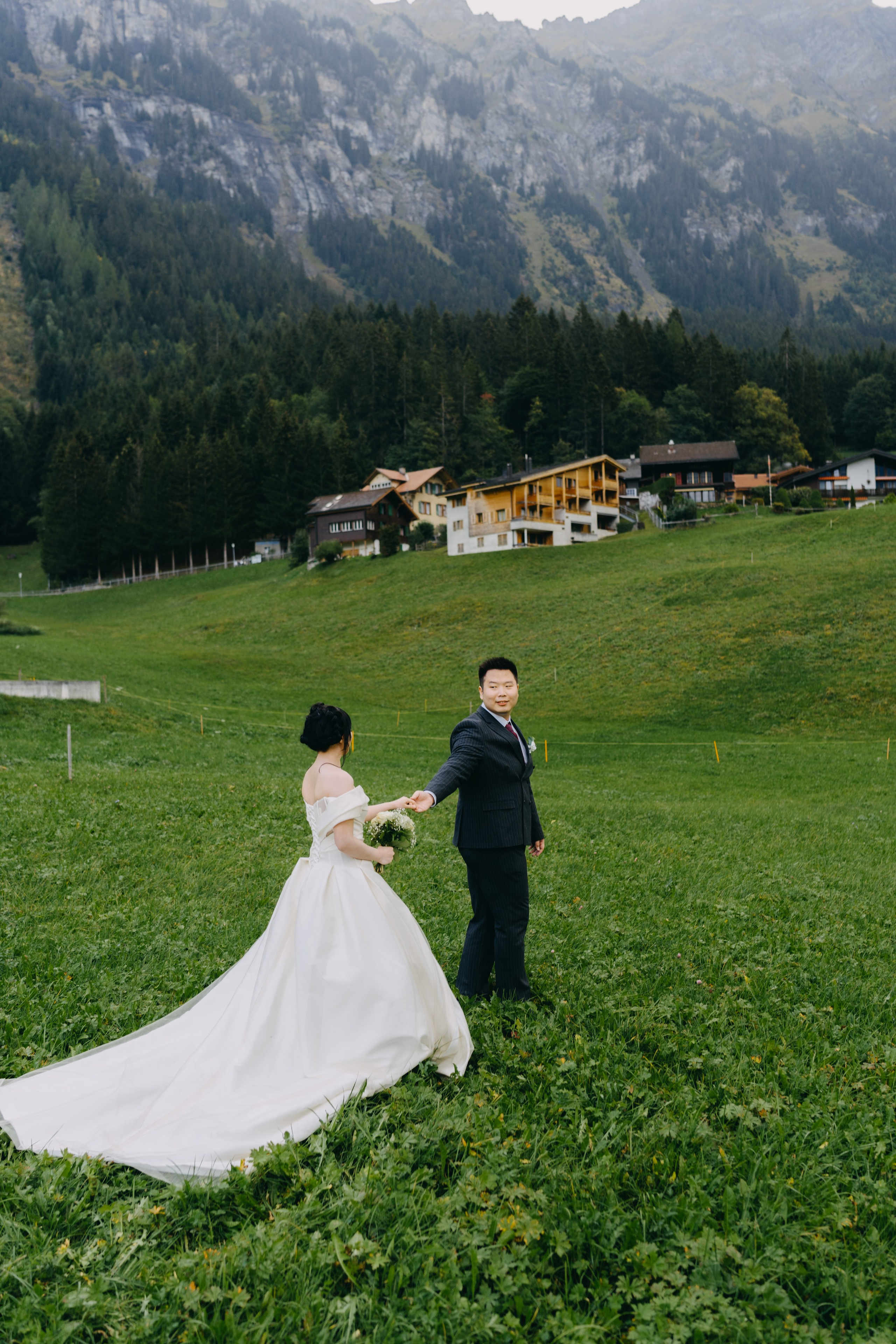 Wedding Photography elopement in Switzerland Europe. Professional Wedding Photographer Geneva & Romande Switzerland | Tanya Creator