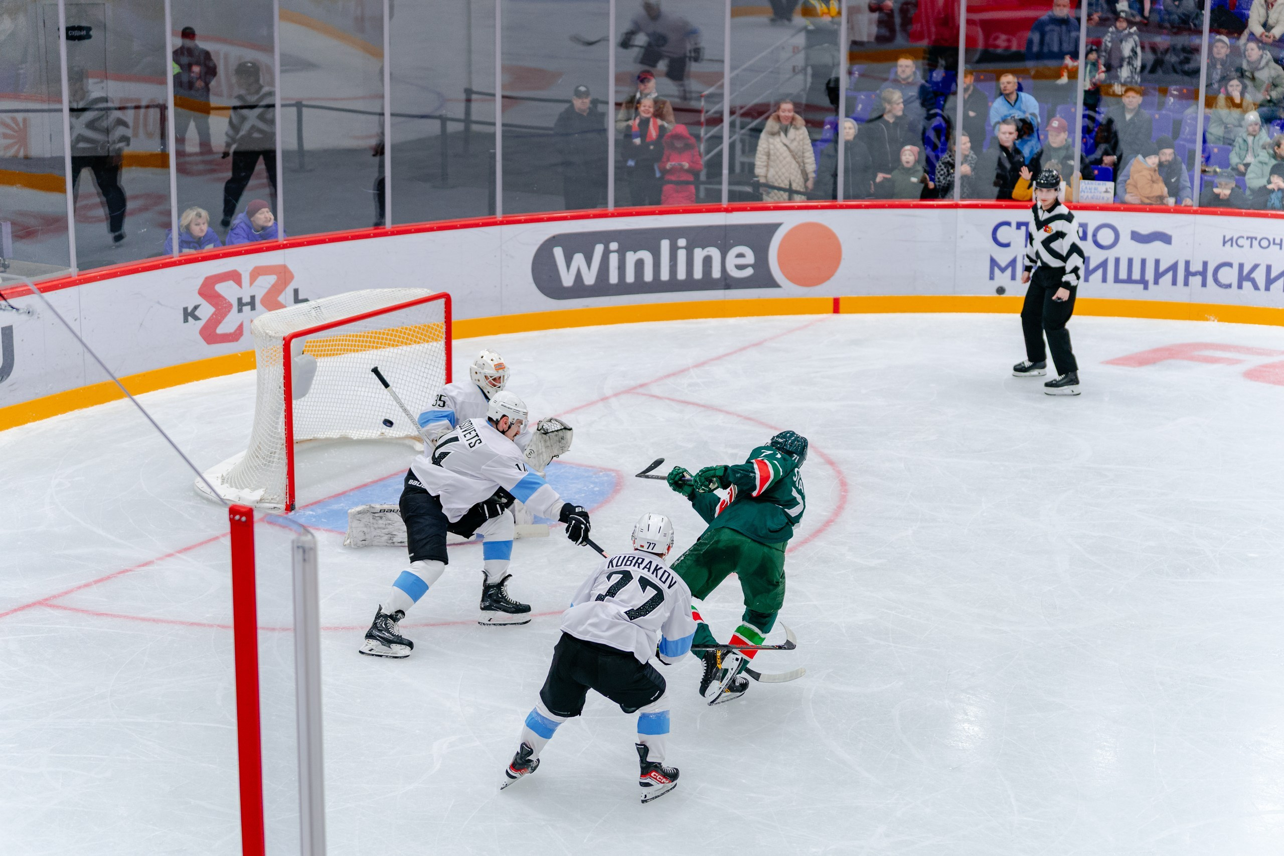 Чемпионат КХЛ 3×3. 16-й тур / Суперигра. Репортажный фотограф в Москве Измалков Артем