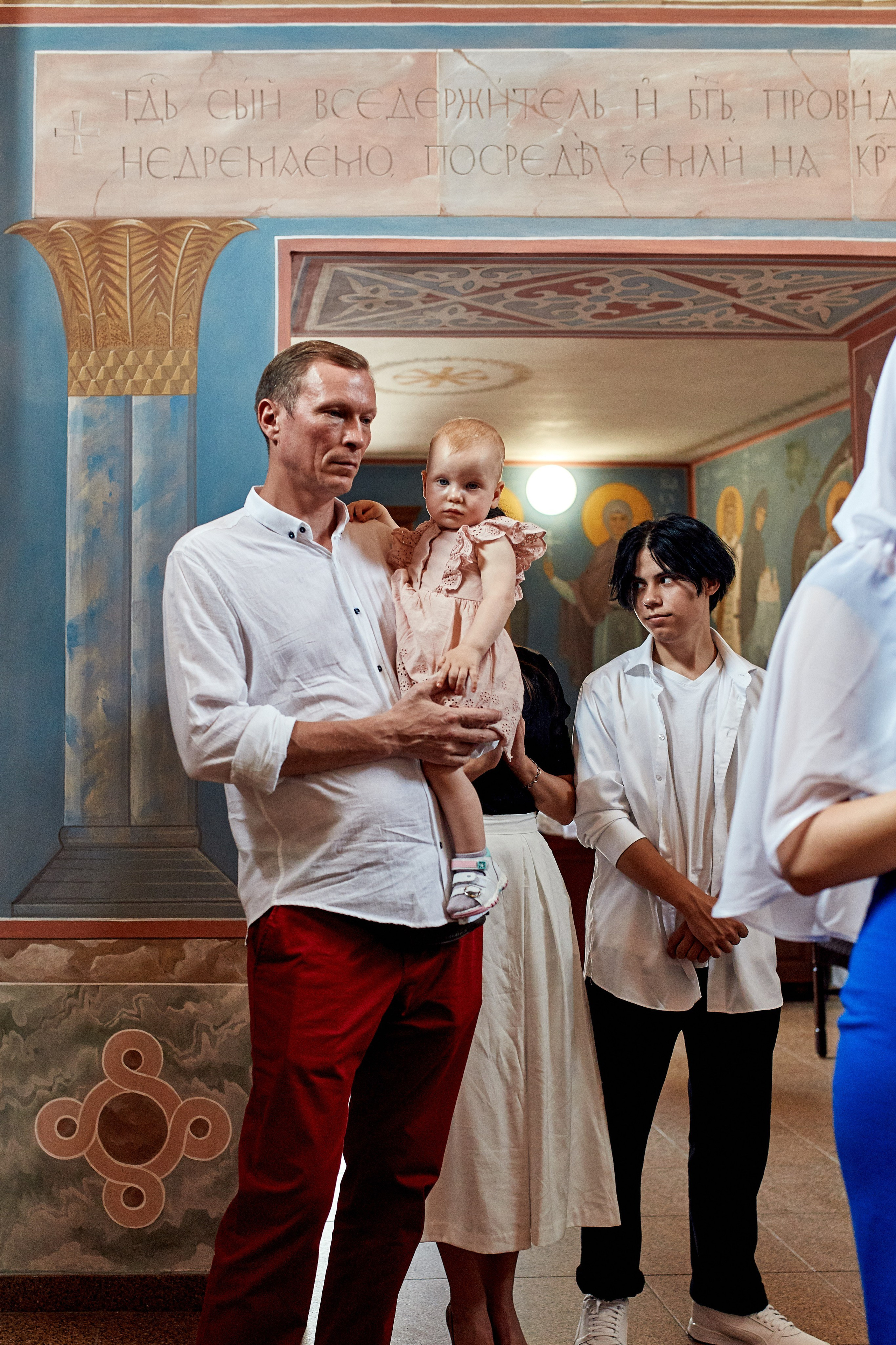 Фотограф на крещение в Москве, заказать услуги проф фотосъёмки — Цены и стоимость услуг фотосъёмки крещения