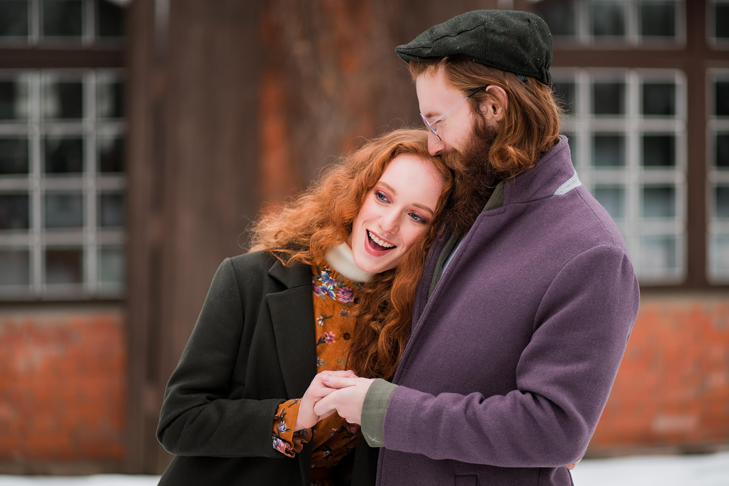 ЗИМНЯЯ ЛАВ СТОРИ НА КОНЮШНЕ. Семейный и свадебный фотограф в Санкт-Петербурге Таша Семёнова