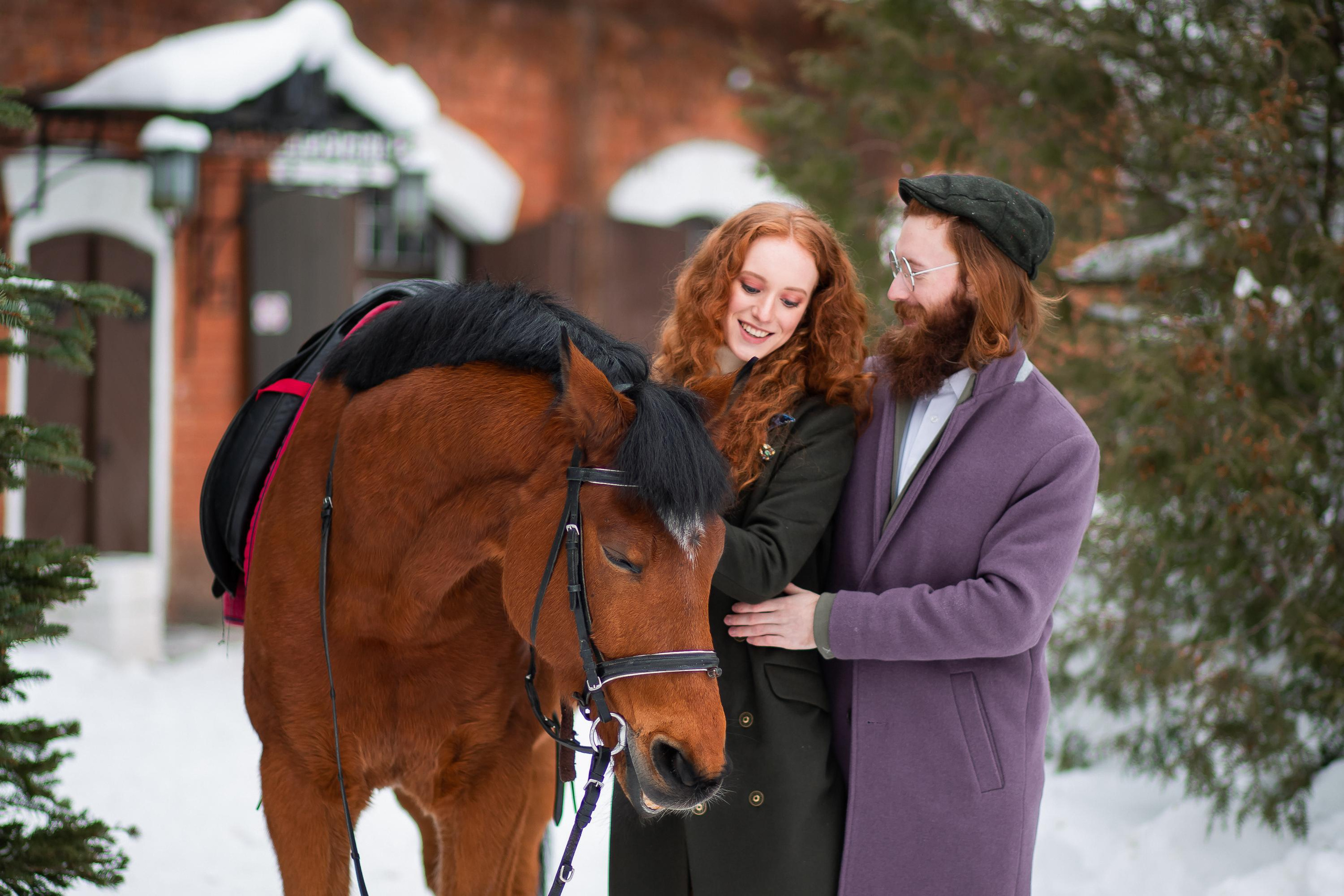 ЗИМНЯЯ ЛАВ СТОРИ НА КОНЮШНЕ. Семейный и свадебный фотограф в Санкт-Петербурге Таша Семёнова
