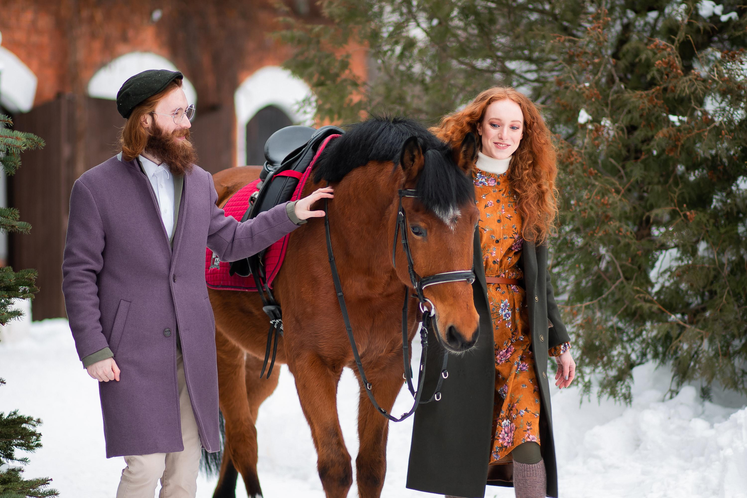 ЗИМНЯЯ ЛАВ СТОРИ НА КОНЮШНЕ. Семейный и свадебный фотограф в Санкт-Петербурге Таша Семёнова