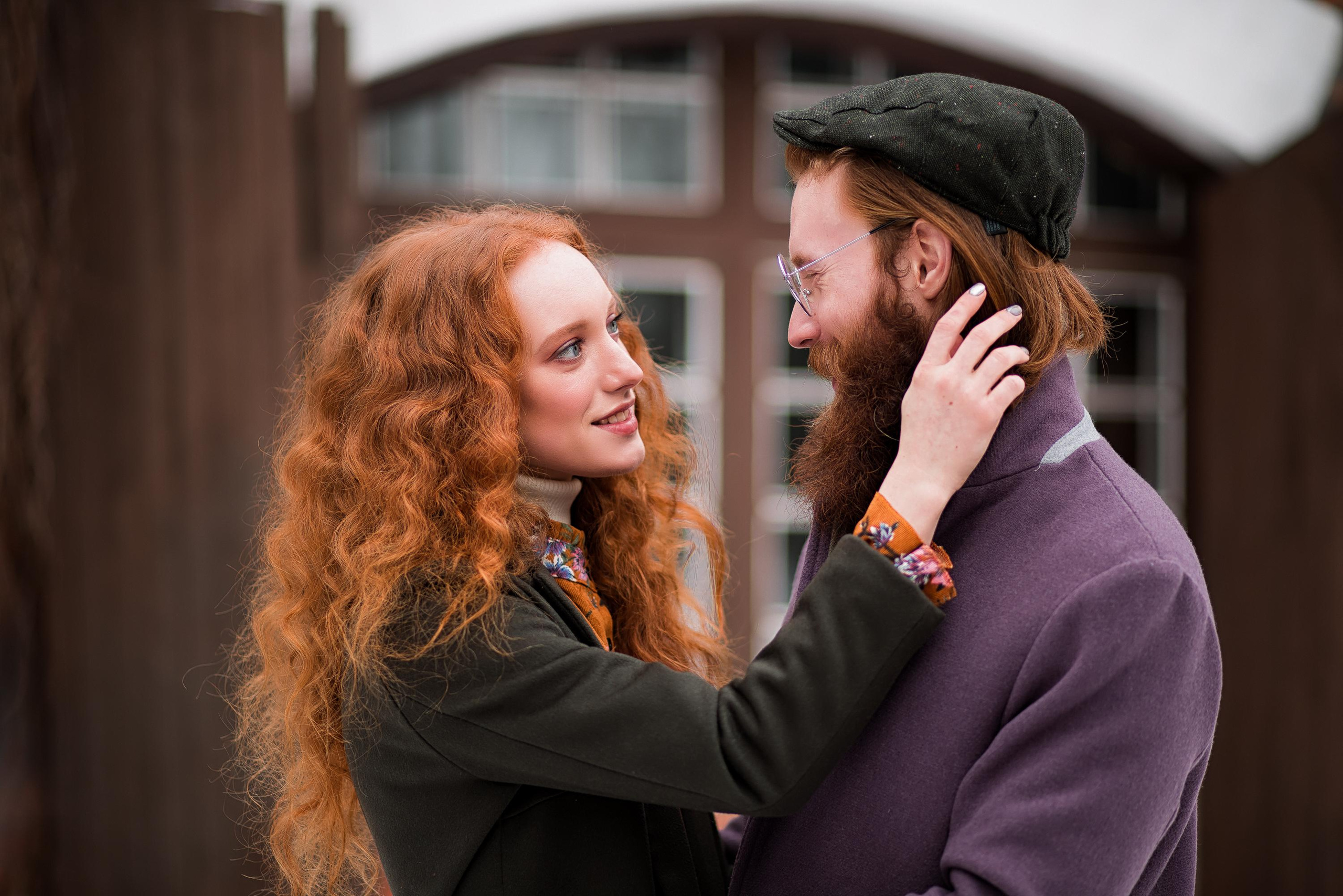 ЗИМНЯЯ ЛАВ СТОРИ НА КОНЮШНЕ. Семейный и свадебный фотограф в Санкт-Петербурге Таша Семёнова