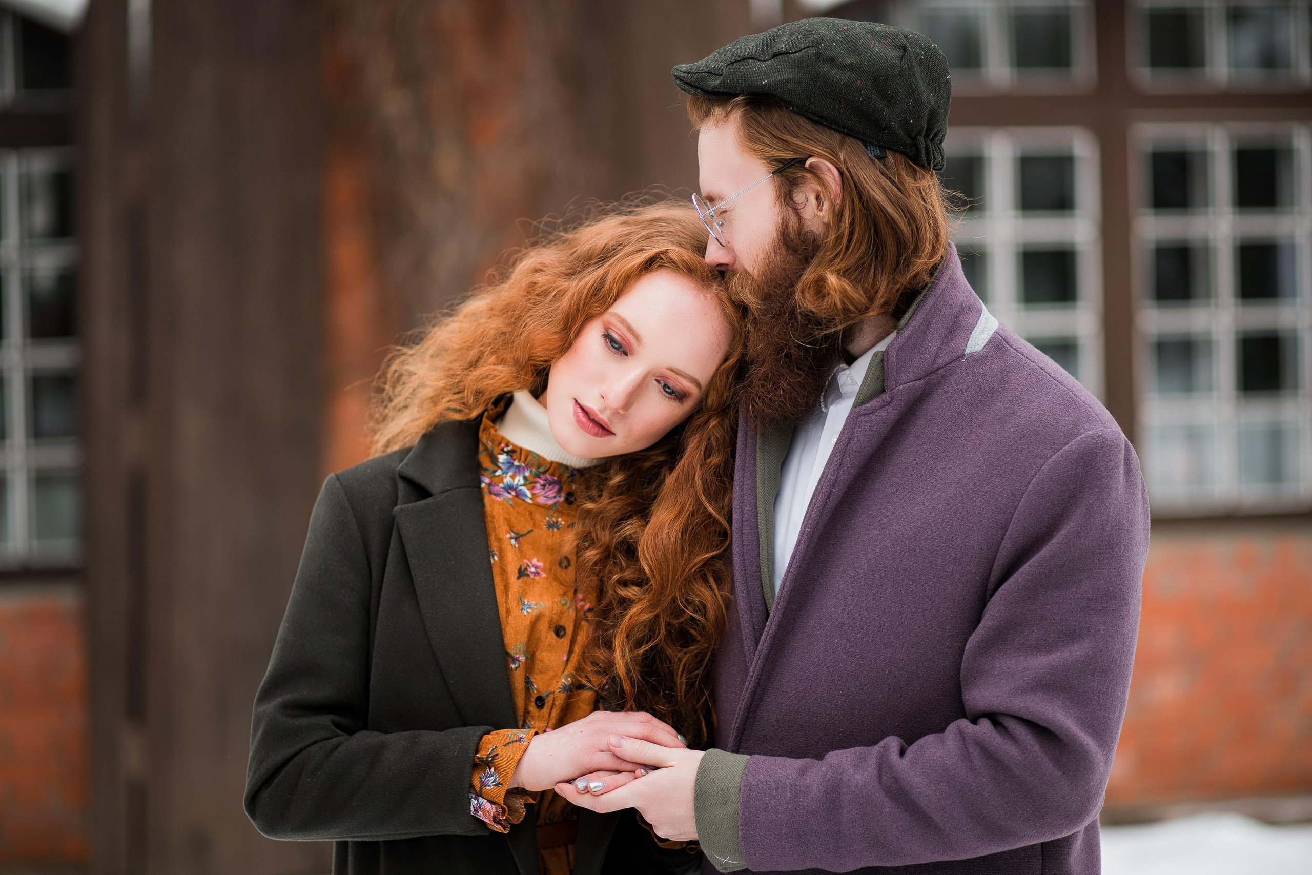 ЗИМНЯЯ ЛАВ СТОРИ НА КОНЮШНЕ. Семейный и свадебный фотограф в Санкт-Петербурге Таша Семёнова