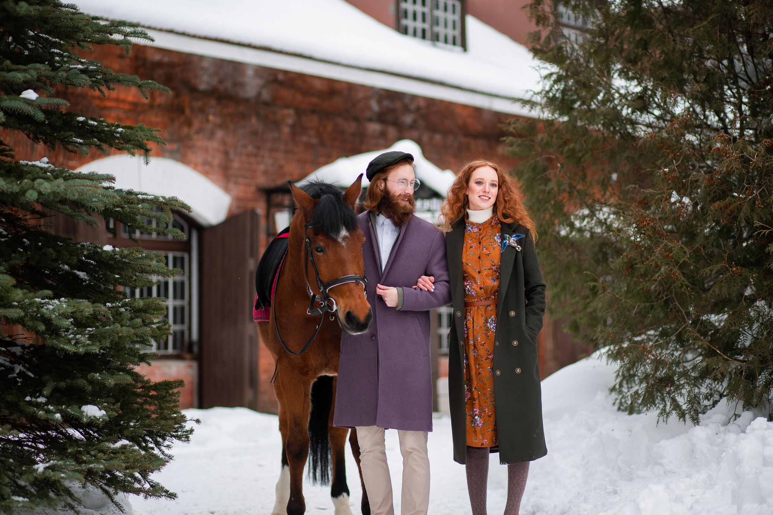 ЗИМНЯЯ ЛАВ СТОРИ НА КОНЮШНЕ. Семейный и свадебный фотограф в Санкт-Петербурге Таша Семёнова