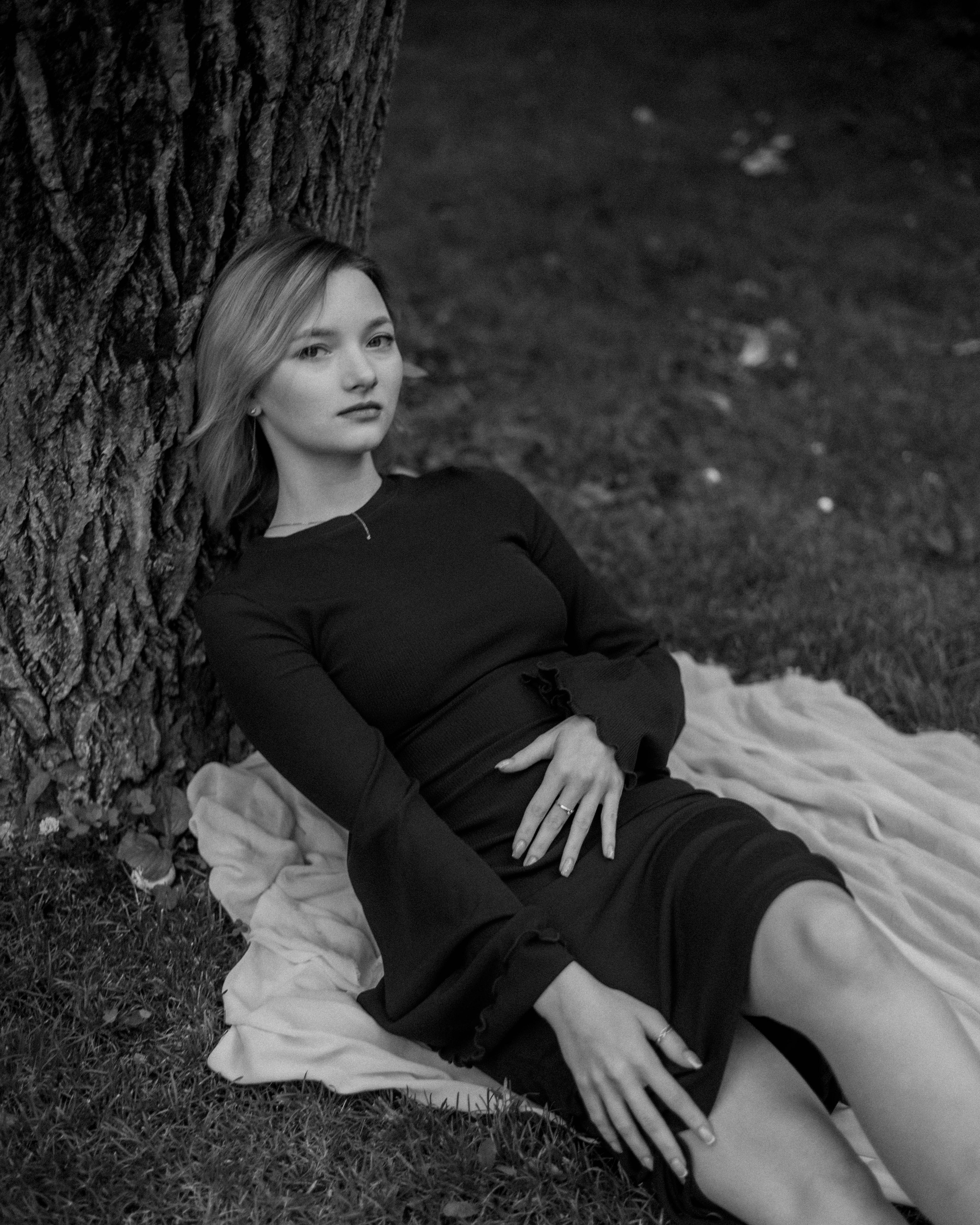 Аня. Женский фотограф. Создатель украшений ручной работы. Модель
