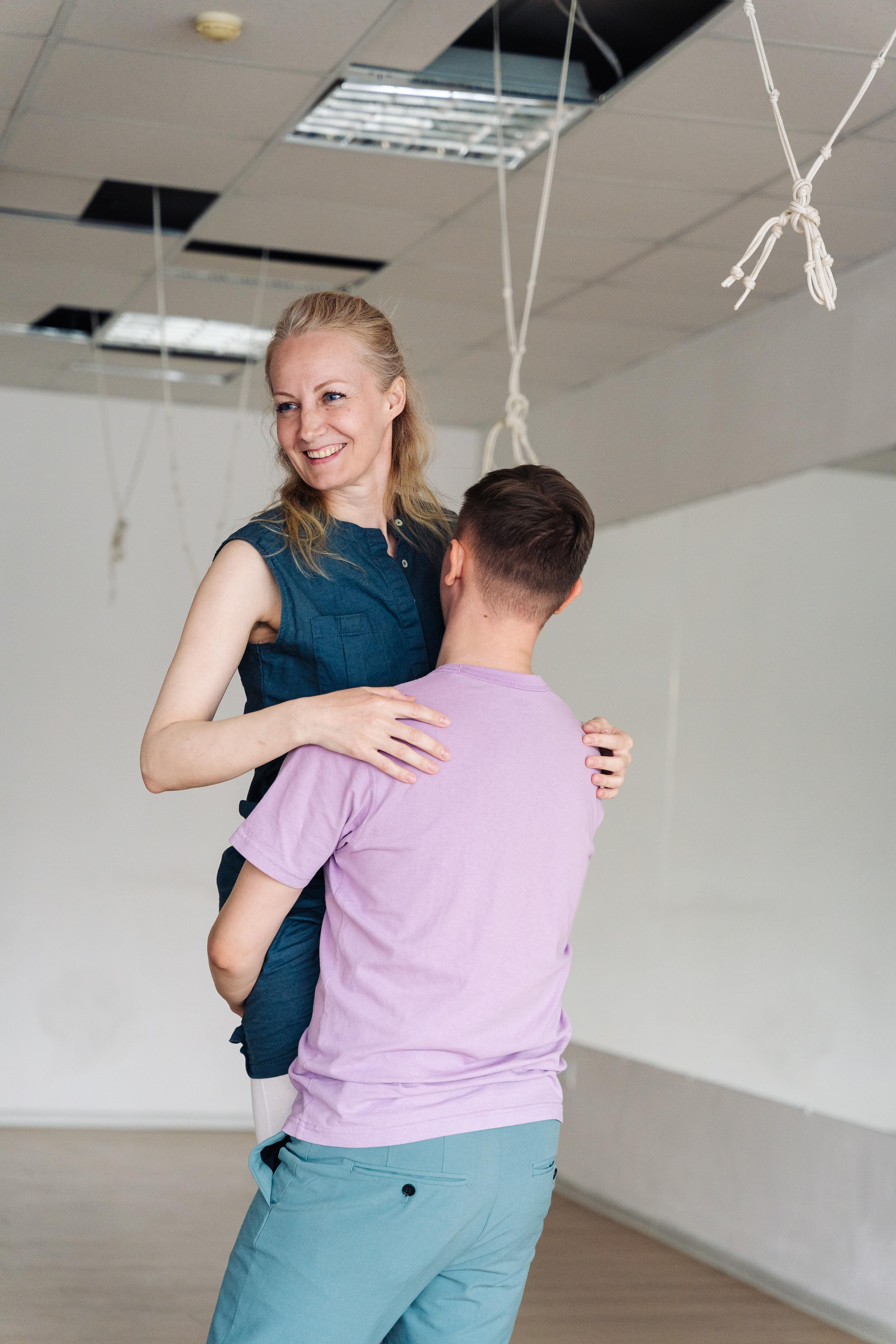 Репортаж с мастер-класса Контактной импровизации. Репортажный фотограф в Астане — Диана Калтаева, портретный фотограф