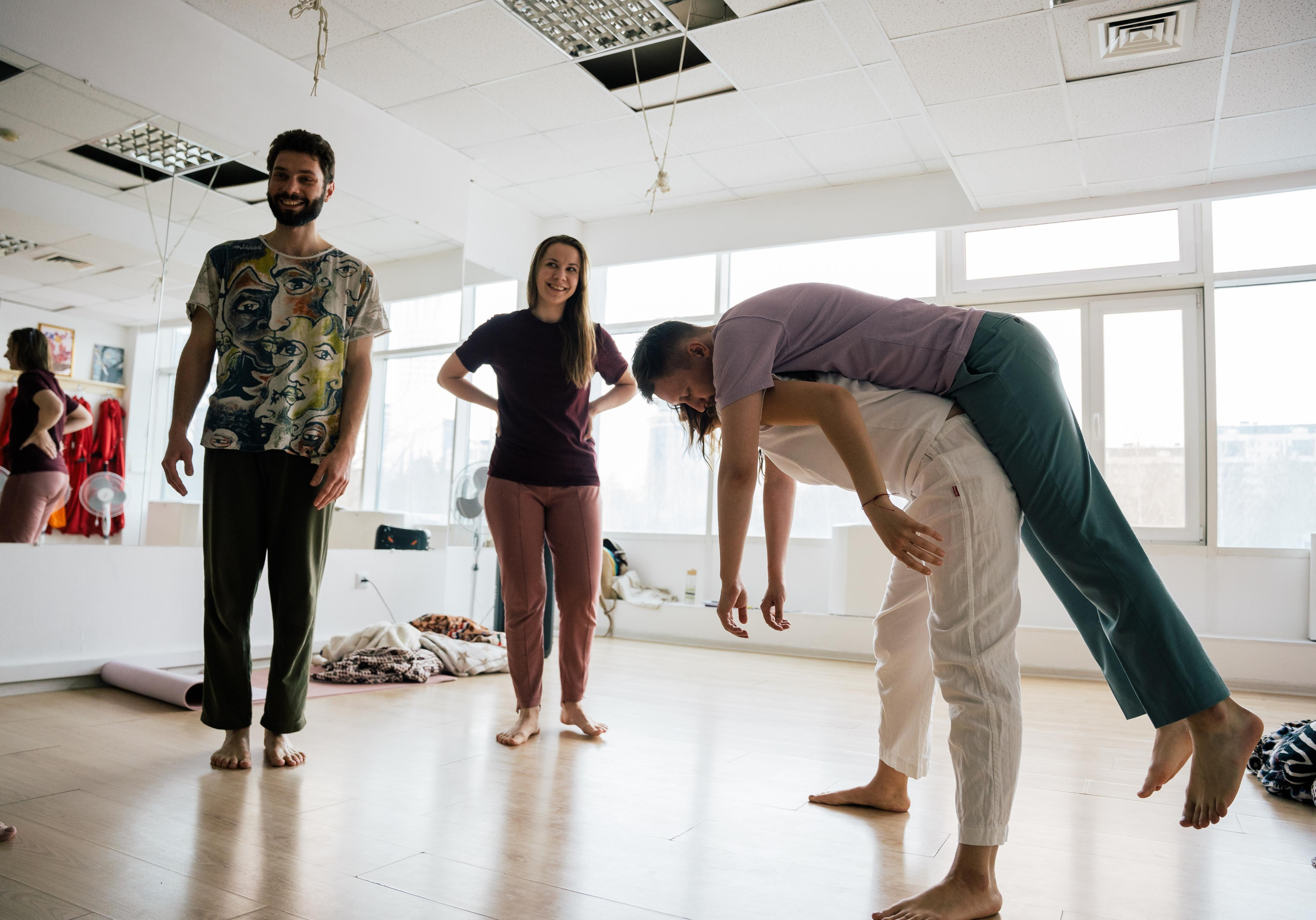 Репортаж с мастер-класса Контактной импровизации. Репортажный фотограф в Астане — Диана Калтаева, портретный фотограф