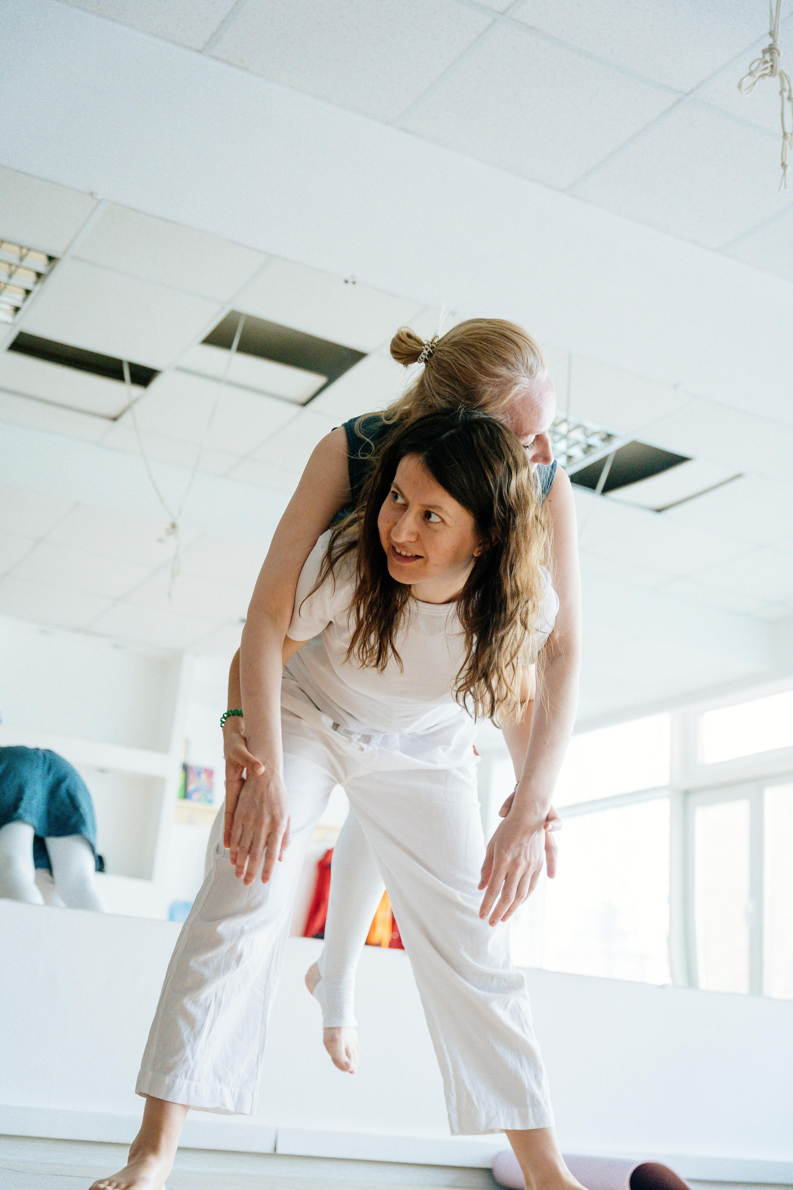 Репортаж с мастер-класса Контактной импровизации. Репортажный фотограф в Астане — Диана Калтаева, портретный фотограф