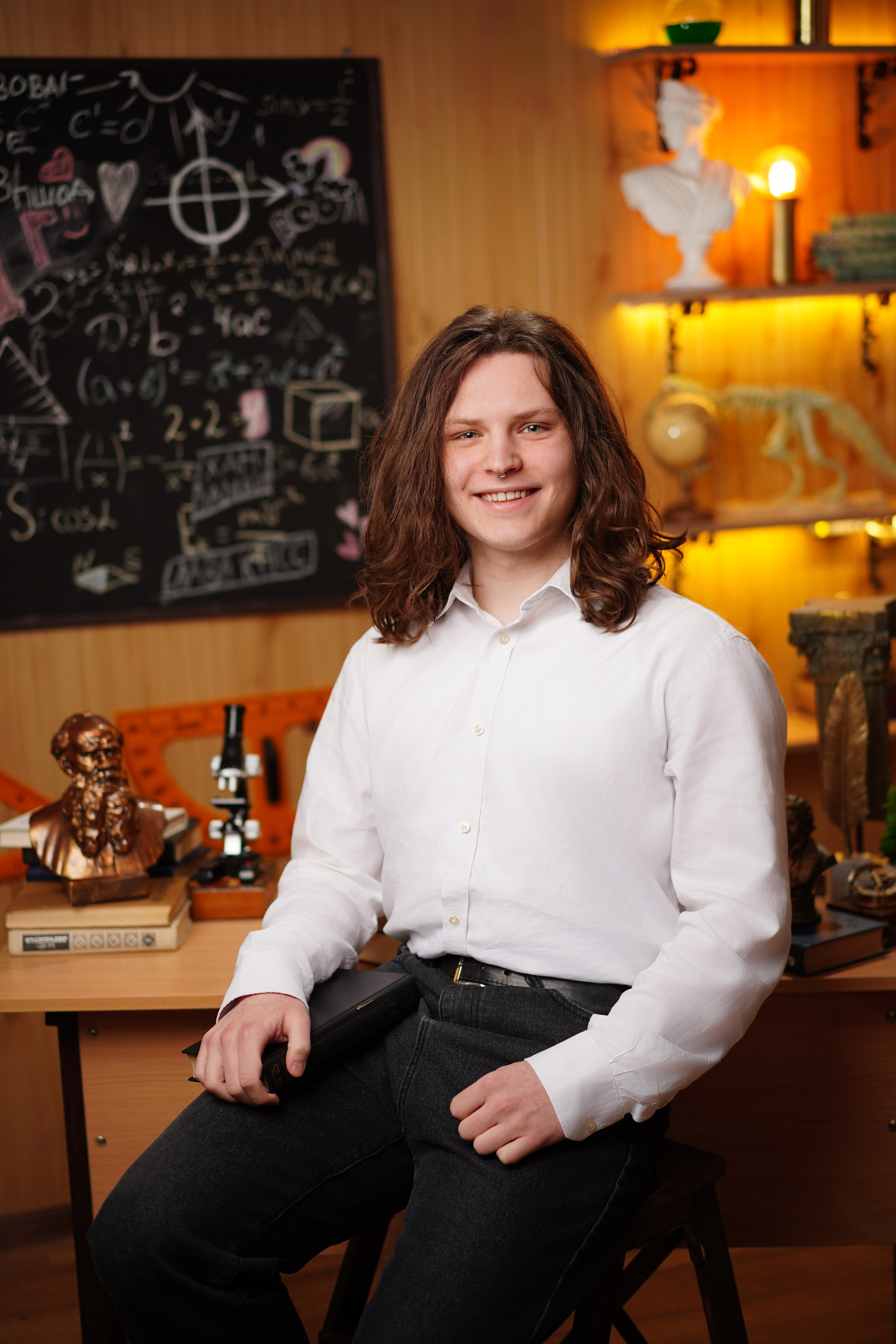 Стиль портрета в студии. GOTRA — выпускные альбомы в Тюмени