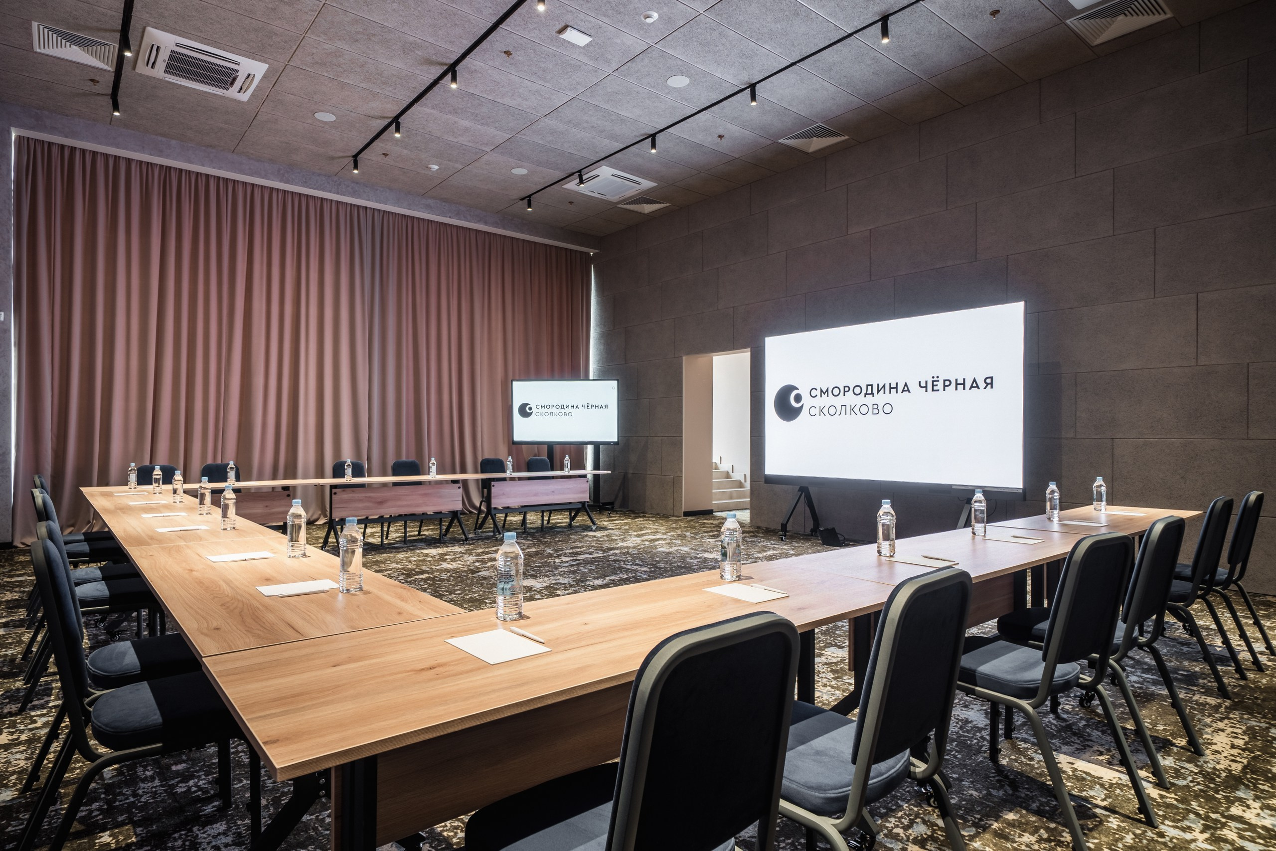 Chernaya Smorodina Skolkovo Hotel. Svyatoslav Bunkov | photographer