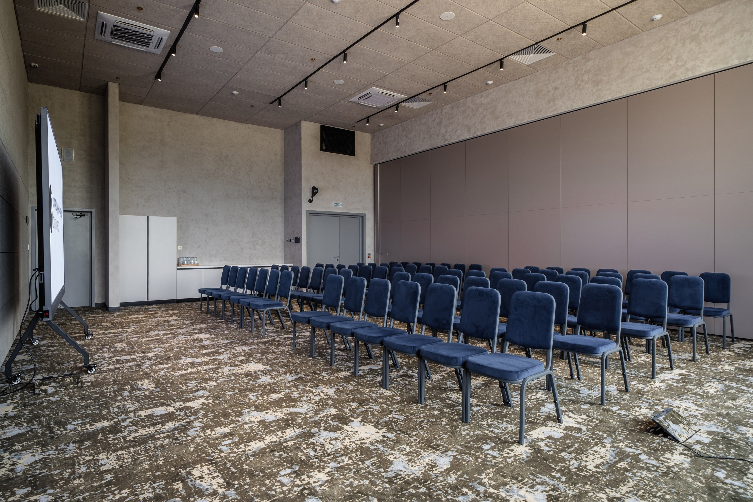 Chernaya Smorodina Skolkovo Hotel. Svyatoslav Bunkov | photographer